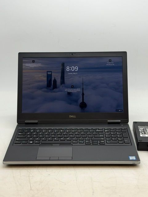 Dell Precision 7540 E-2276M 2.80GHz 512GB 16GB DDR4 Radeon Pro WX 3200 W11P