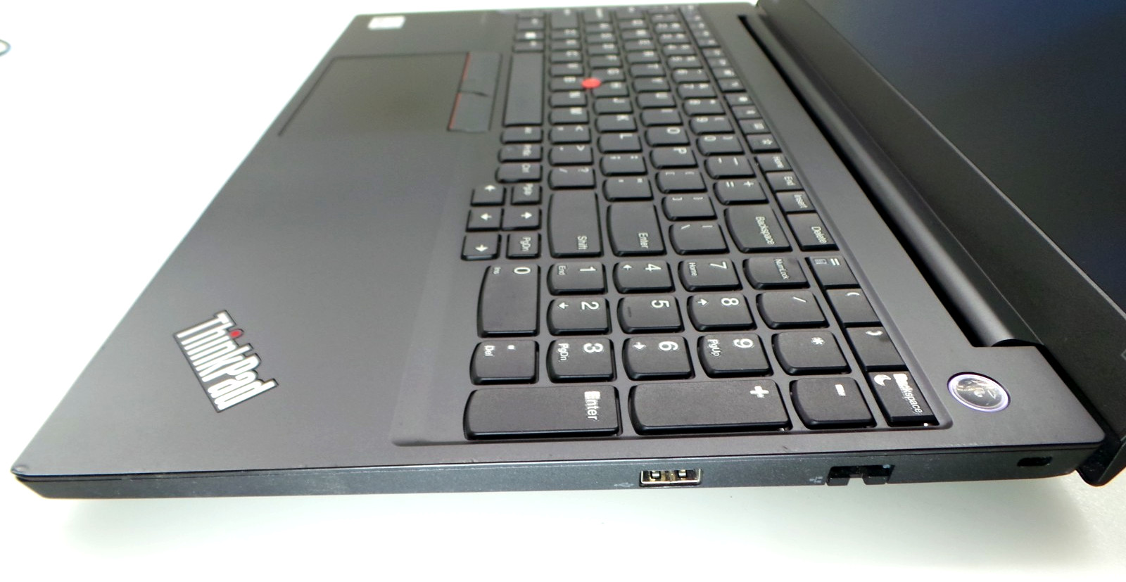 Lenovo ThinkPad E15 | 15.6” | i5-10210U 1.60GHz | 8GB RAM 1TB HDD | WIN 11 PRO