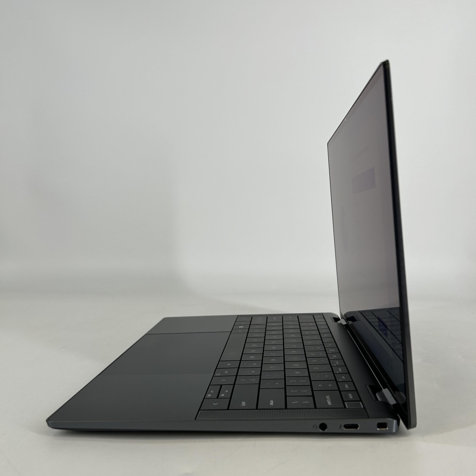 Dell Latitude 9440 (2-in-1) 14 2K TOUCH 1.8 GHz i7-1365U 32GB 1TB SSD Very Good