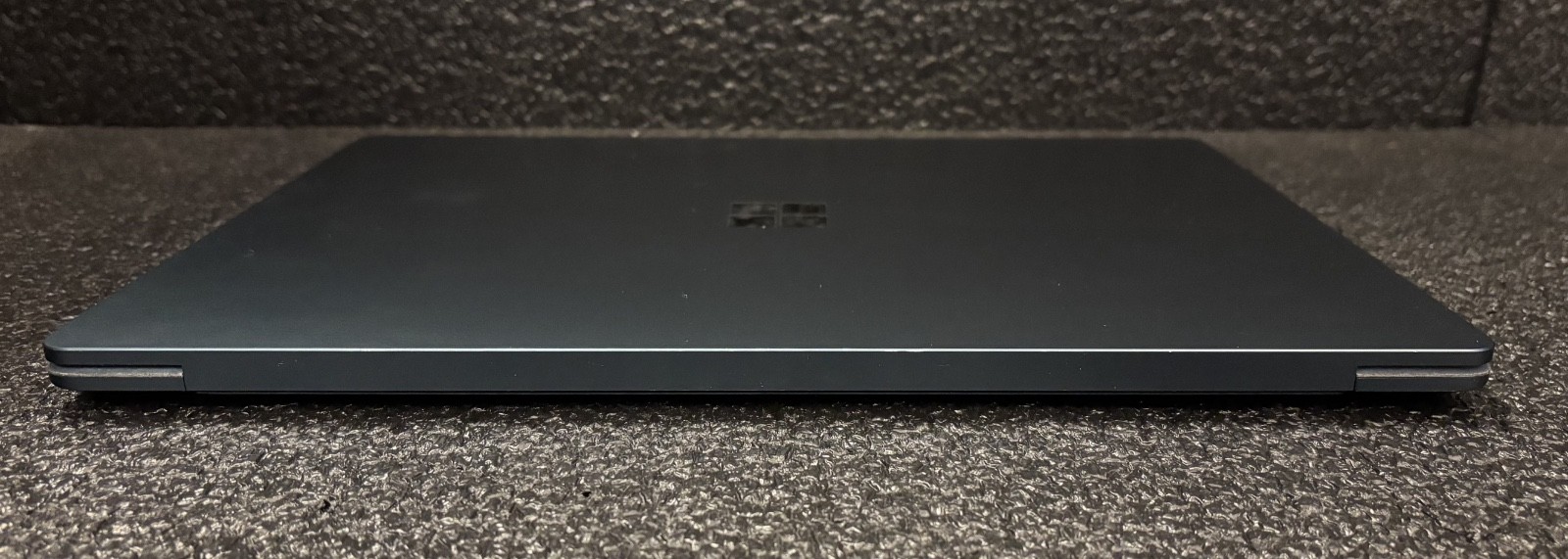 Microsoft Surface Laptop 3 i7-1065G7 | 1.30GHz | 16GB | 256GB | READ DESCRIPTION