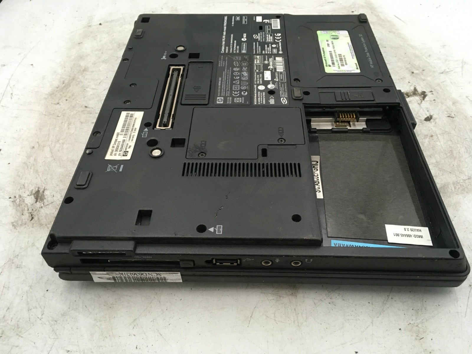 HP COMPAQ NC4400 – BOOTS TO BIOS – INTEL CENTRINO – 512MB RAM – READ DESCRIP -BB