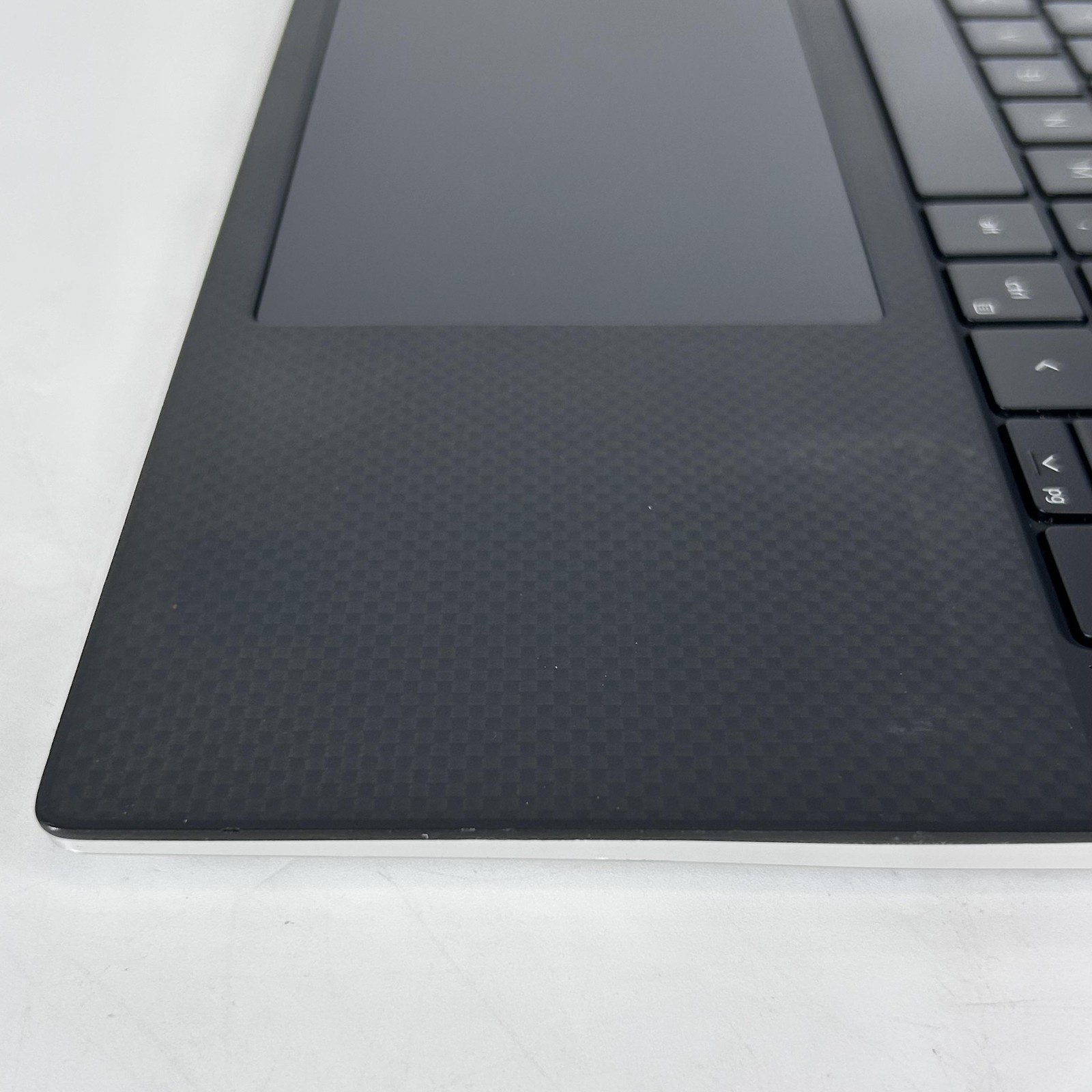 Dell XPS 15 9500 Silver FHD+ i7-10750H 2.60GHz 16GB 512GB SSD GTX 1650 Ti Good