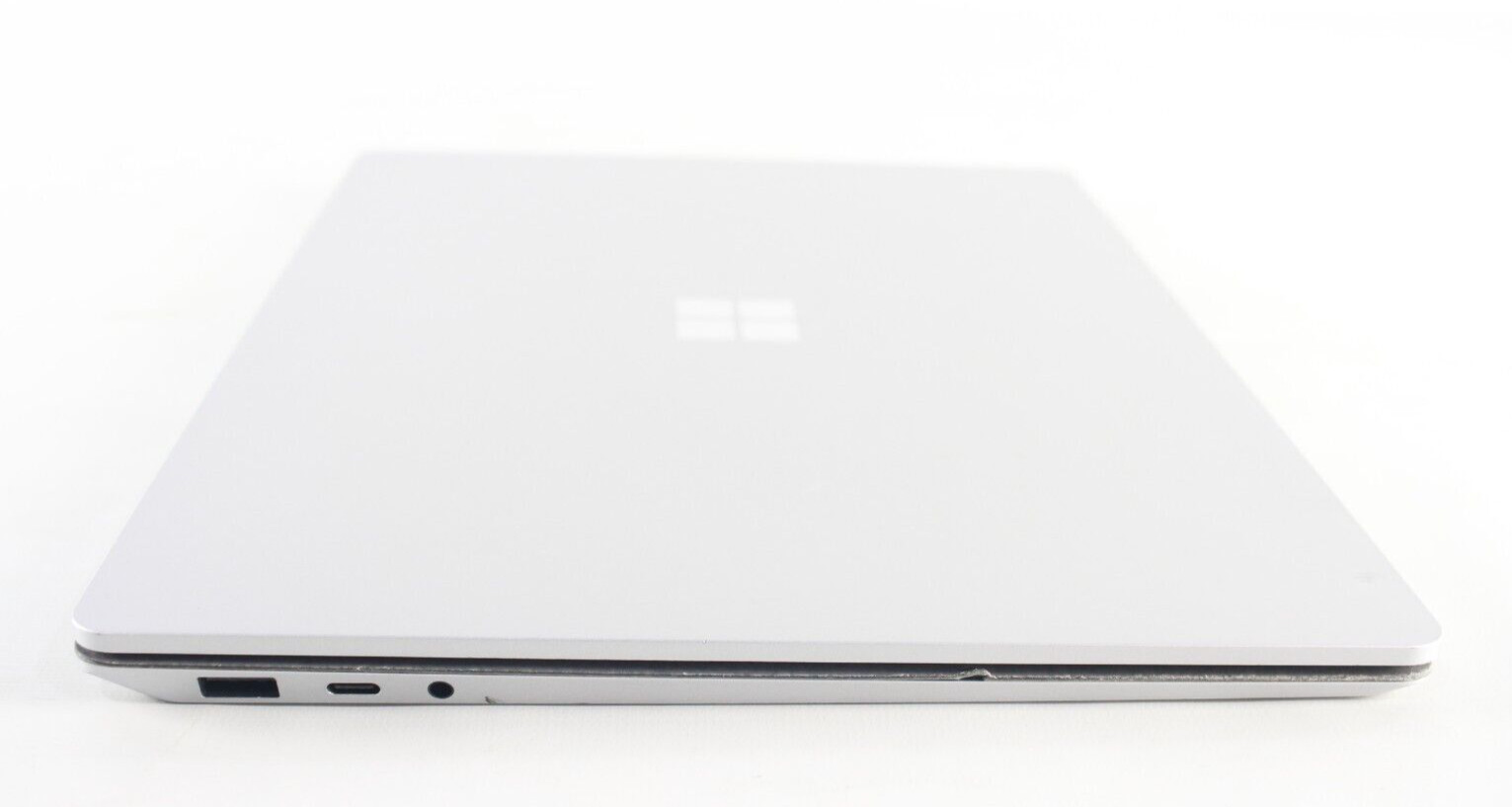 Microsoft Surface Laptop 4 13.5″ Ryzen 5 256GB SSD 8GB RAM Win 11 Pro (PC) C
