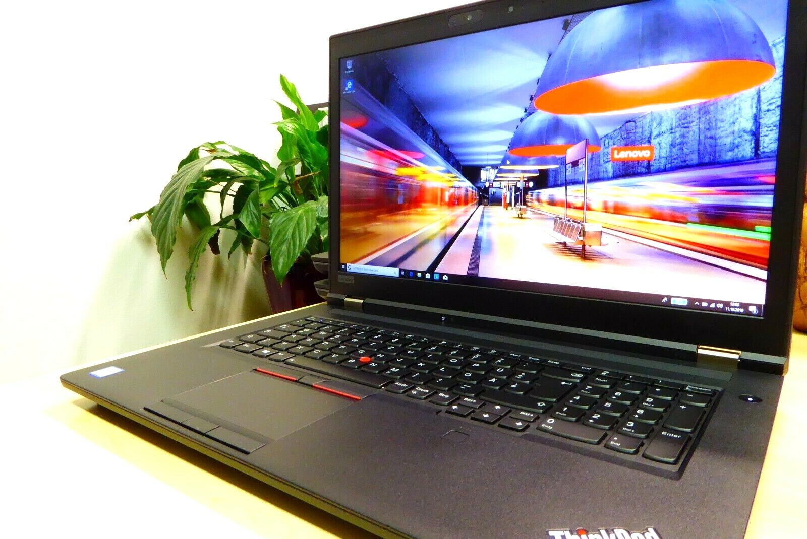 LENOVO THINKPAD P72 i7-8850H UHD NVIDIA P3200M 64GB ITALY ENGLISH LAPTOP