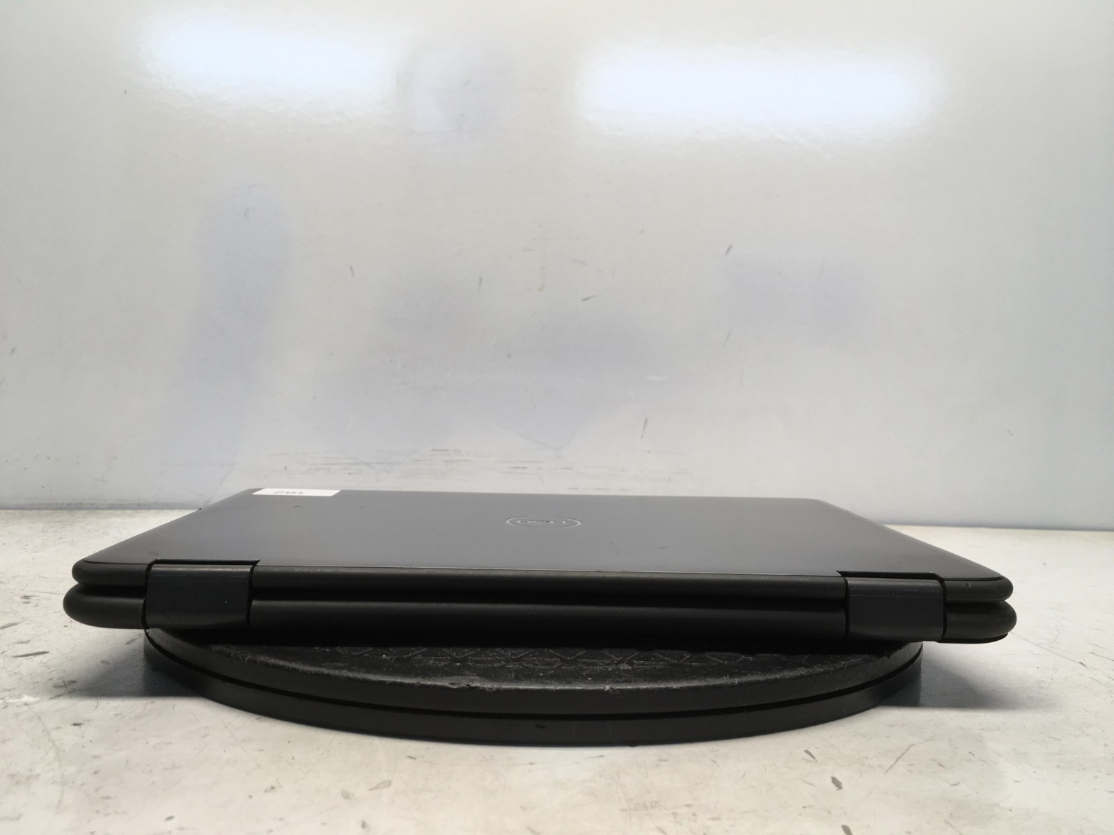Dell Latitude 3190 2-In-1 Intel Celeron N4100 1.1GHz 4 GB NO HDD BIOS locked