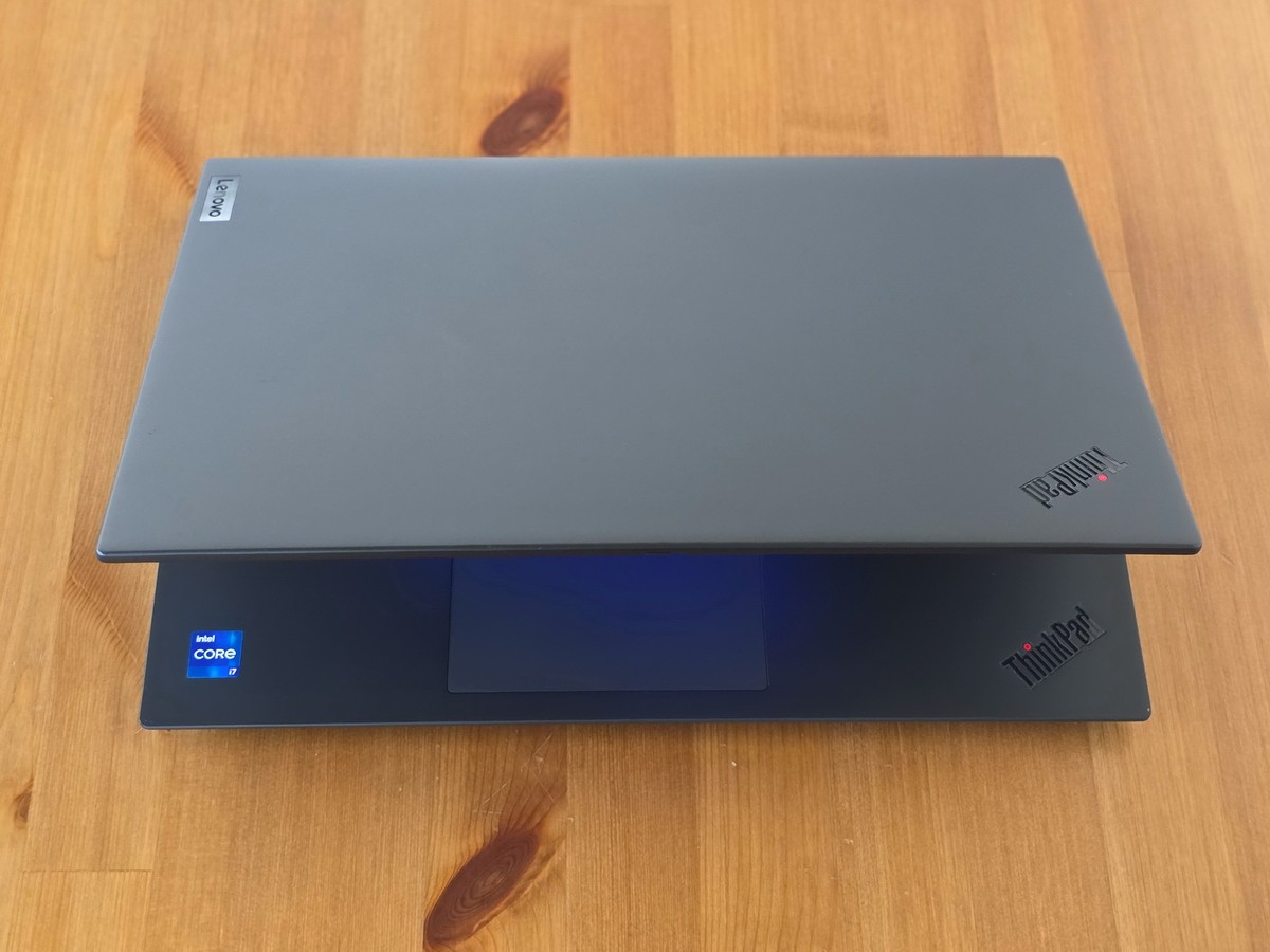 Lenovo ThinkPad P1 Gen 6 i7-13700H 16″ 1920×1200 16GB NVIDIA RTX A1000