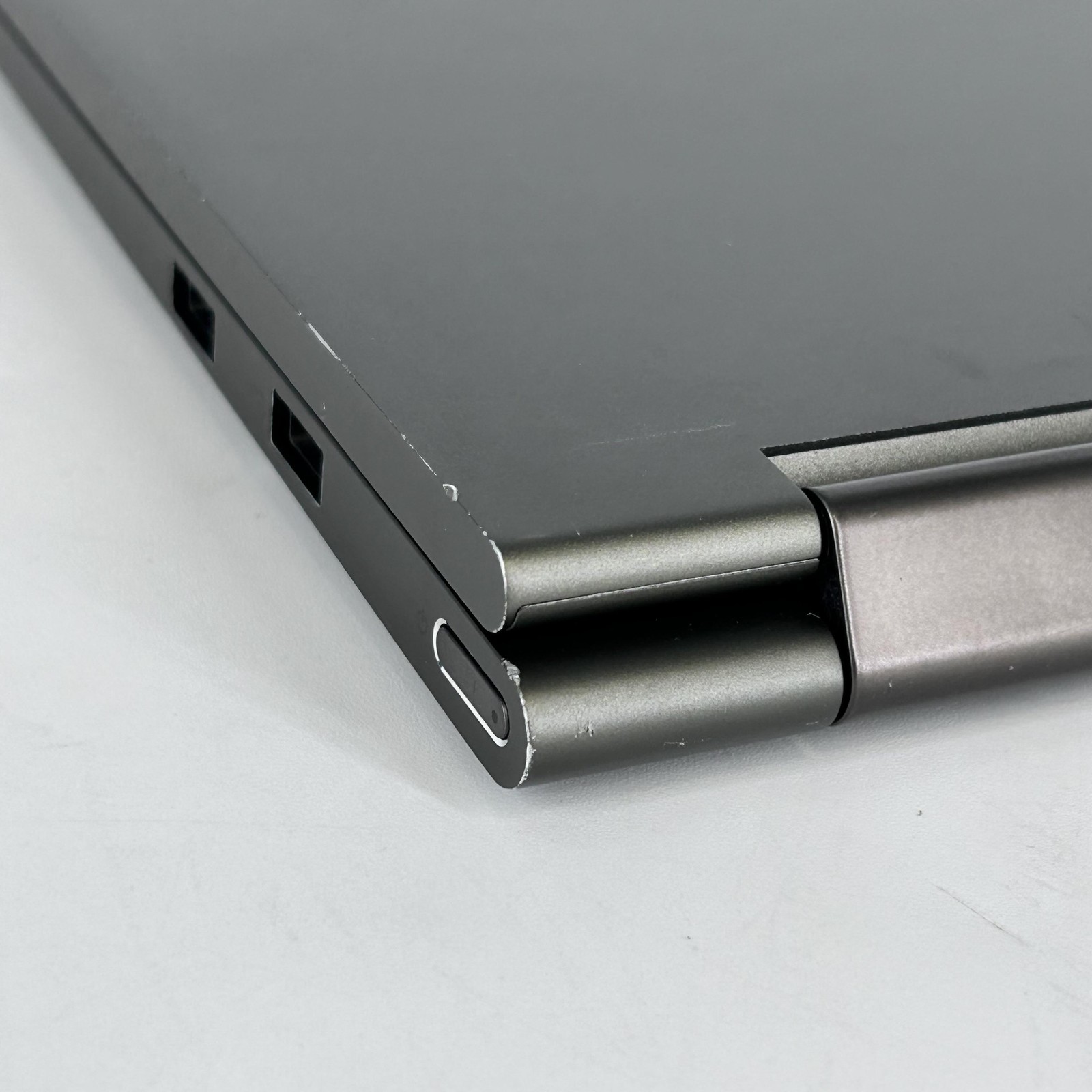 Lenovo Yoga 7i 15.6 Green FHD TOUCH i7-1165G7 2.80GHz 12GB 512GB SSD Good
