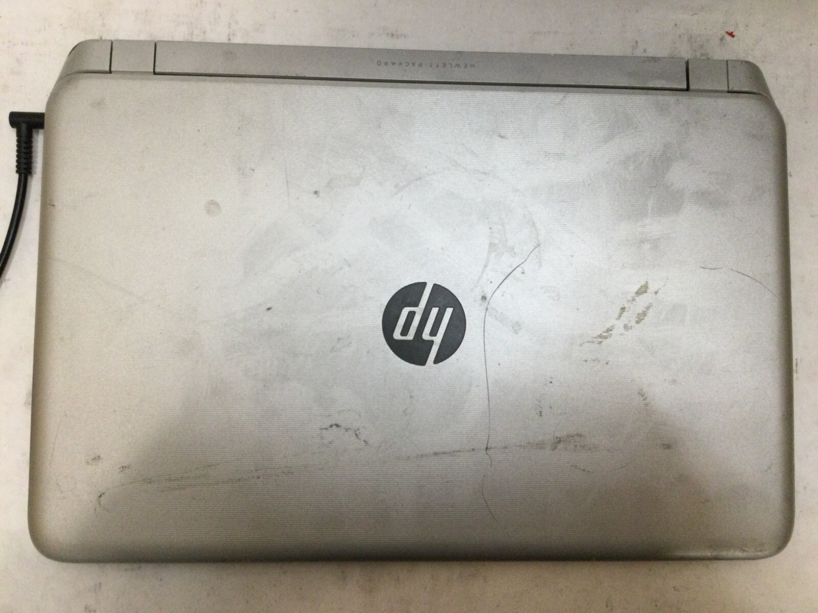 HP Pavilion 15t-p000 15.6″ / Intel Core i3 / (DOES NOT POWER ON!) MR