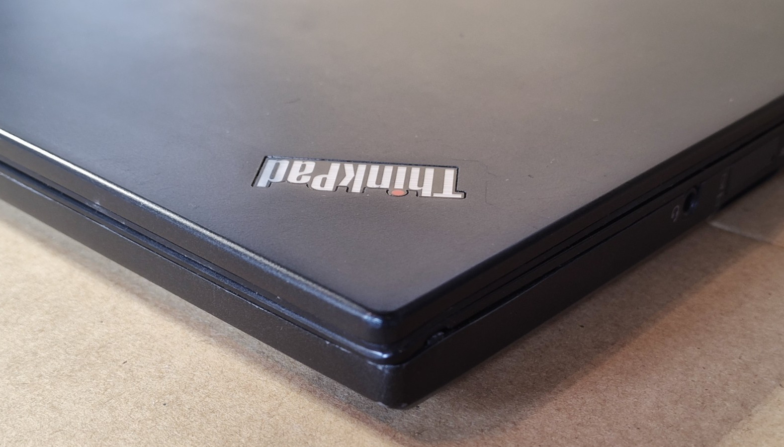 Lenovo ThinkPad T440s 14in, Intel Core i5-4200u 4GB Internal Ram No SSD/OS PARTS