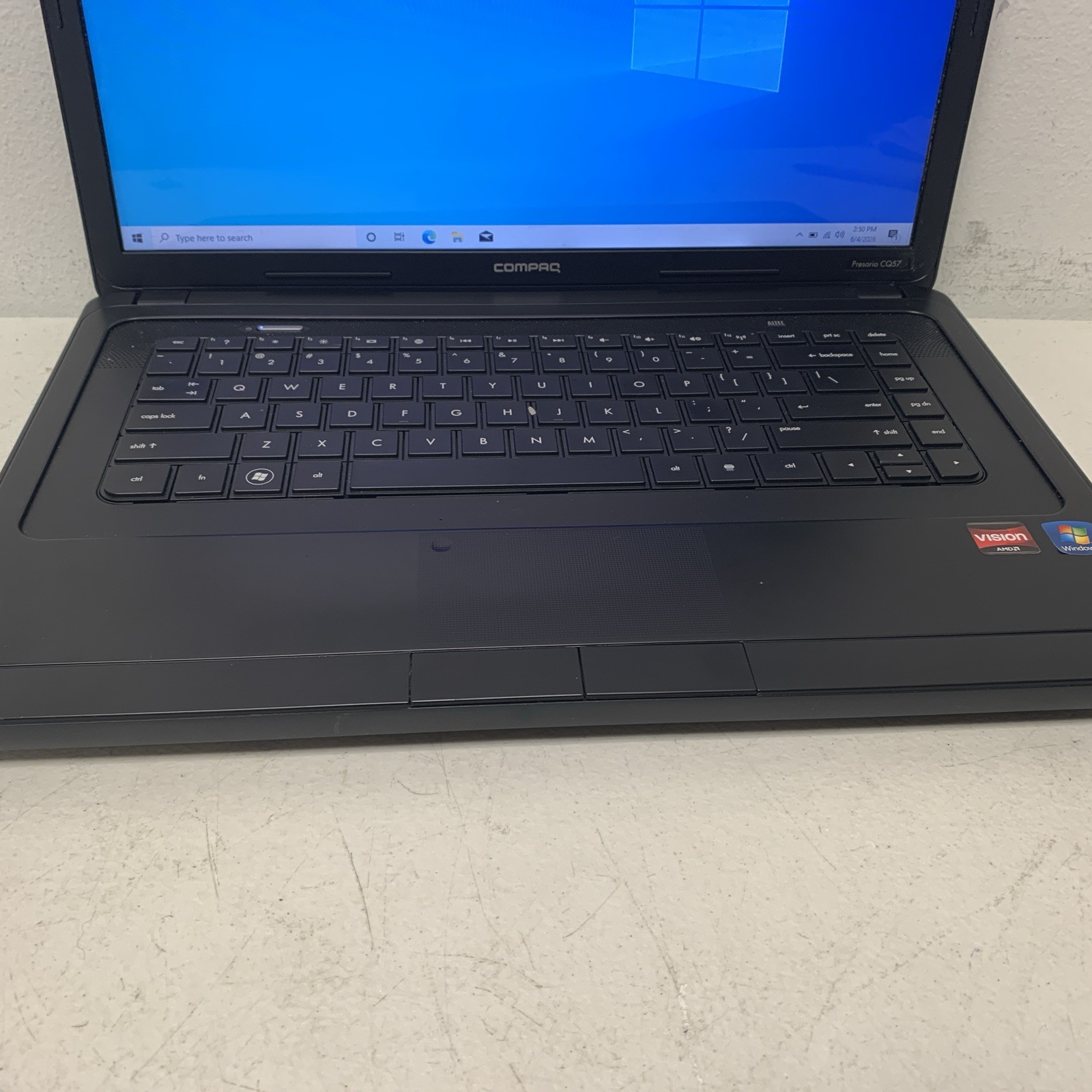 Compaq Presario CQ57 AMD C-50 2.00ghz 6gb Ram 120 Gb SSD Wind 10 Home Not Activa