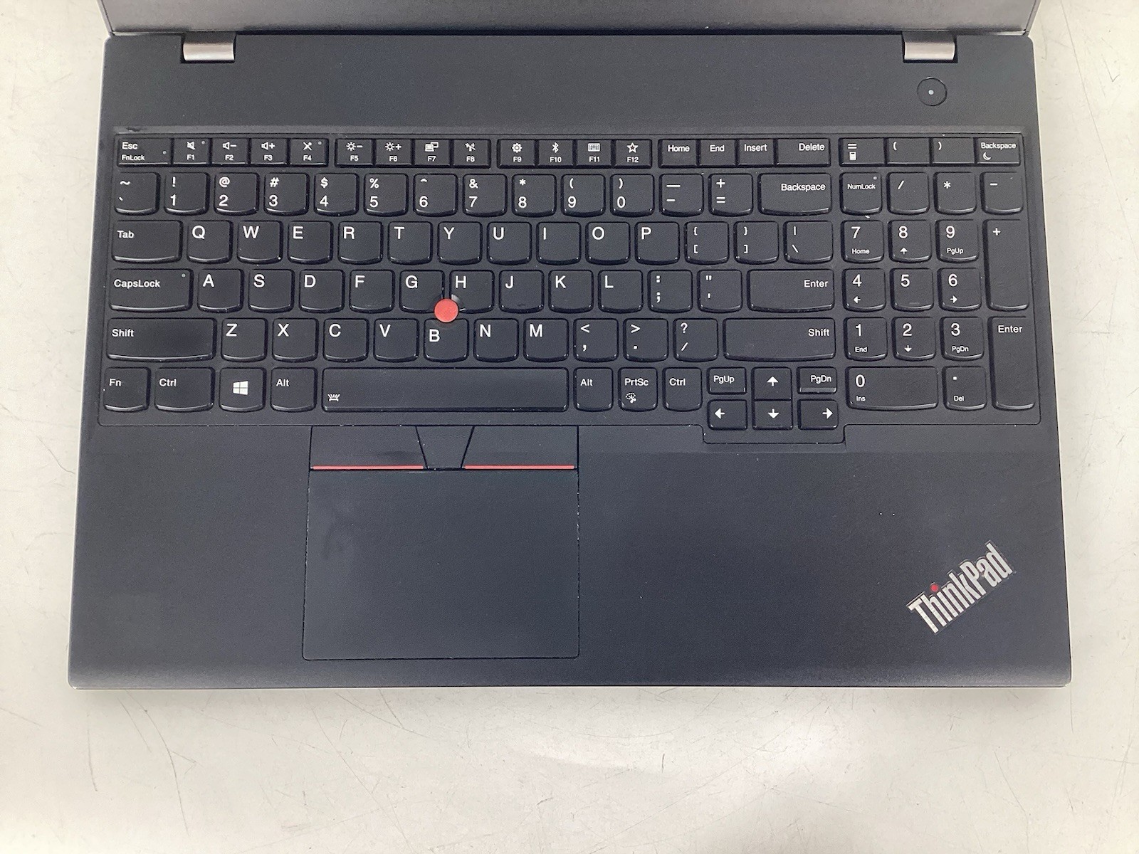 Lenovo Thinkpad P51S 15.6″ (i7-7600U @2.8GHz, Quadro M520M, 16GB, No SSD/BATT)