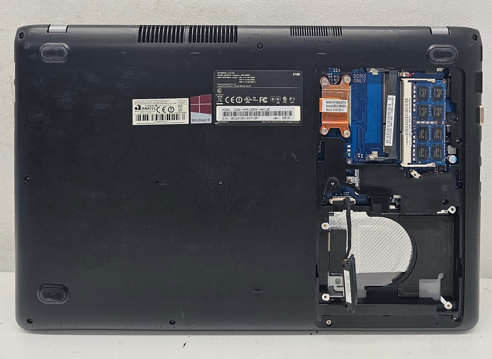Samsung Series 5 NP510R5E Laptop Intel Core i5-3230M 8GB Ram NO HD/OS (FL)