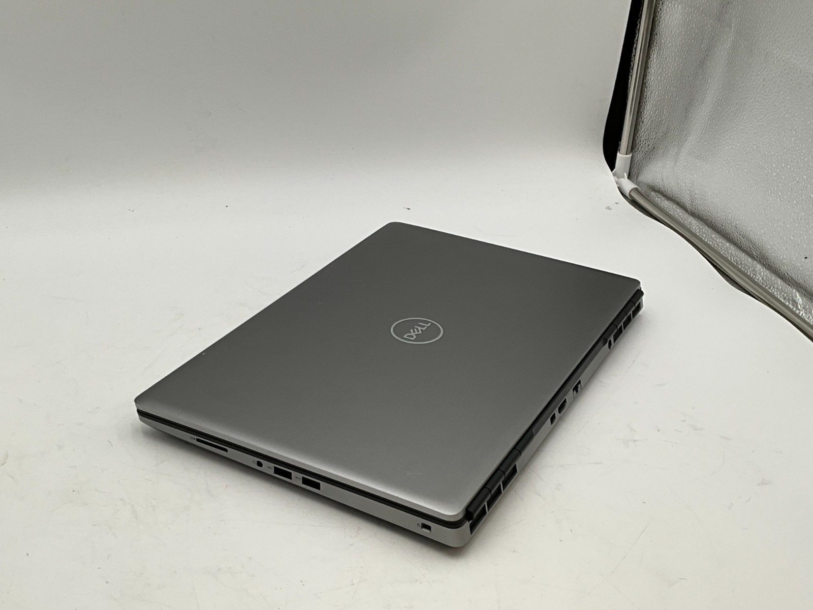 DELL Precision 7550 i7-10850H 2.70gh 64gb 1TB T2000 15.6″ LAPTOP 5BP2043