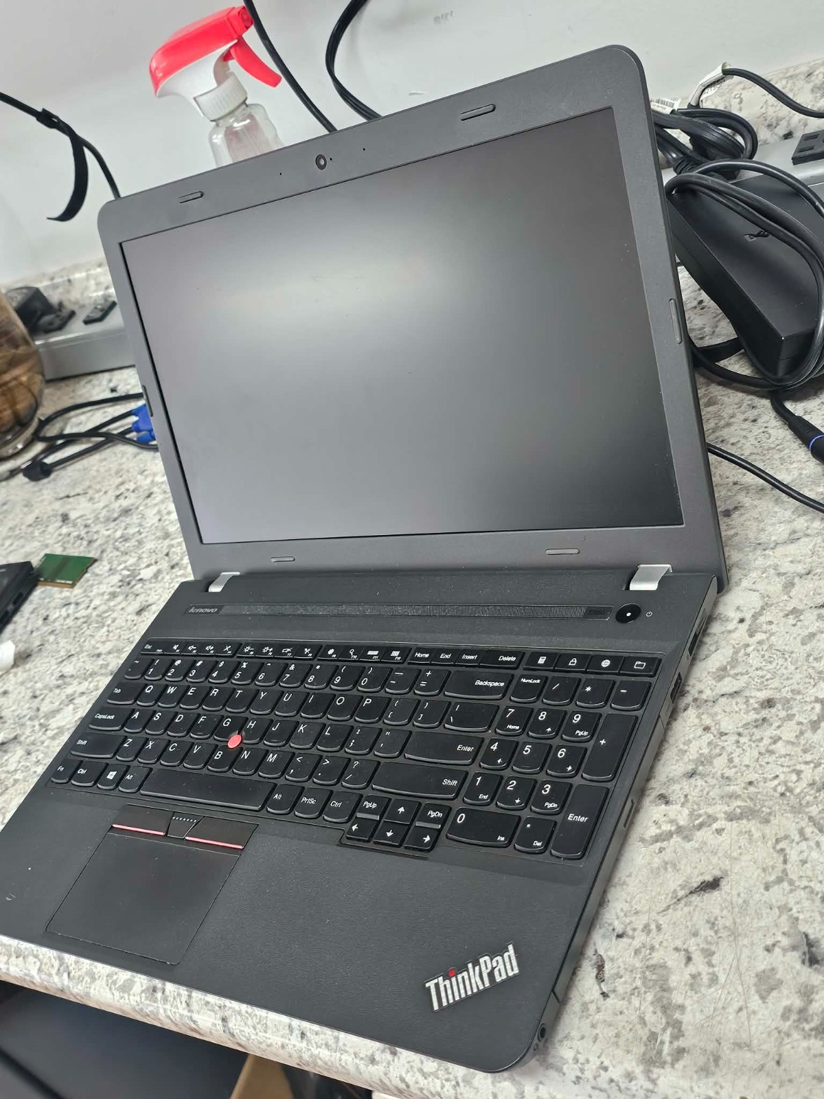 Clean Home / Office Lenovo ThinkPad E560 w/Core i5, 15″ Laptop – Powers & Posts