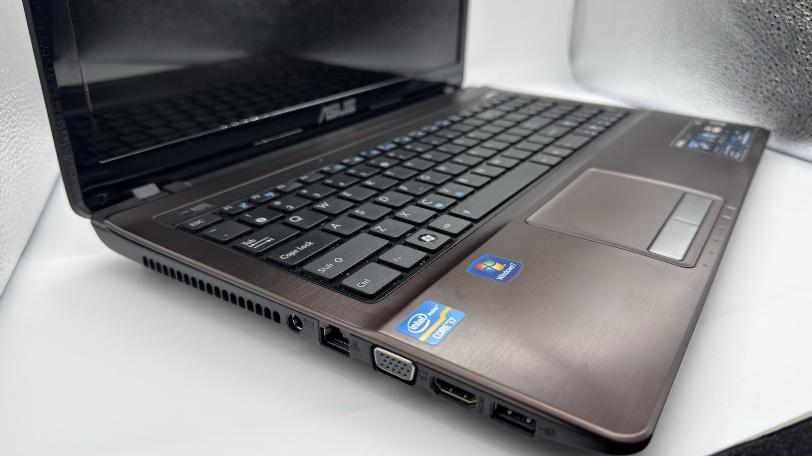 ASUS K53E 15.6″ Laptop Intel Core i7-2670QM 8GB RAM 750 GB Hard Drive