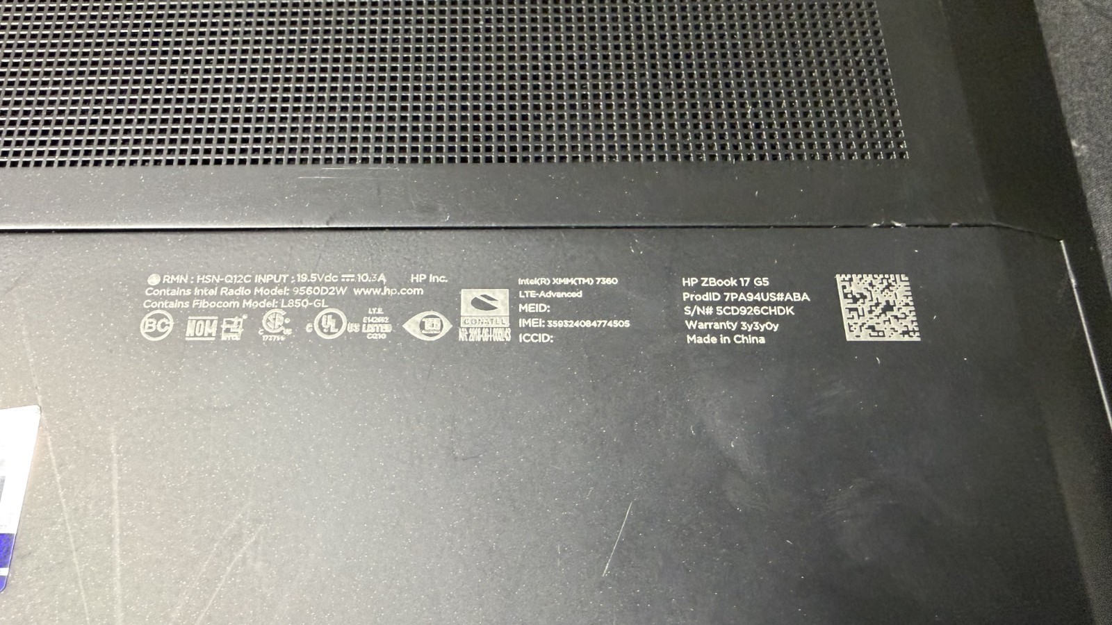 HP ZBook 17 G5 Mobile Workstation i7-9850H 512GB SSD-48GB RAM-W10 RTX 4000