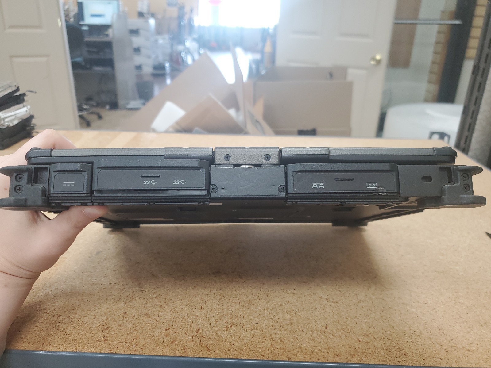 GETAC V110 Laptop Tablet Touch Screen i5-4300U 1.90GHz 8gB No HDD 9650hrs