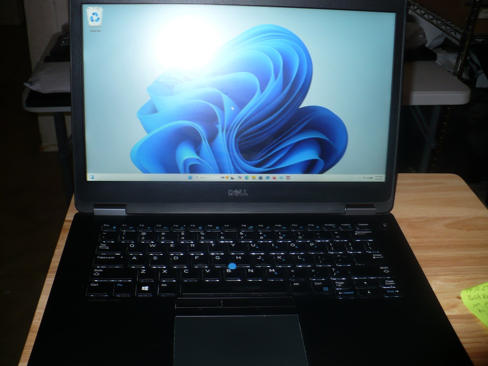 Dell Latitude E7470 14” Intel i5-6300U 2.40GHz GB 256GB M W11 Pro