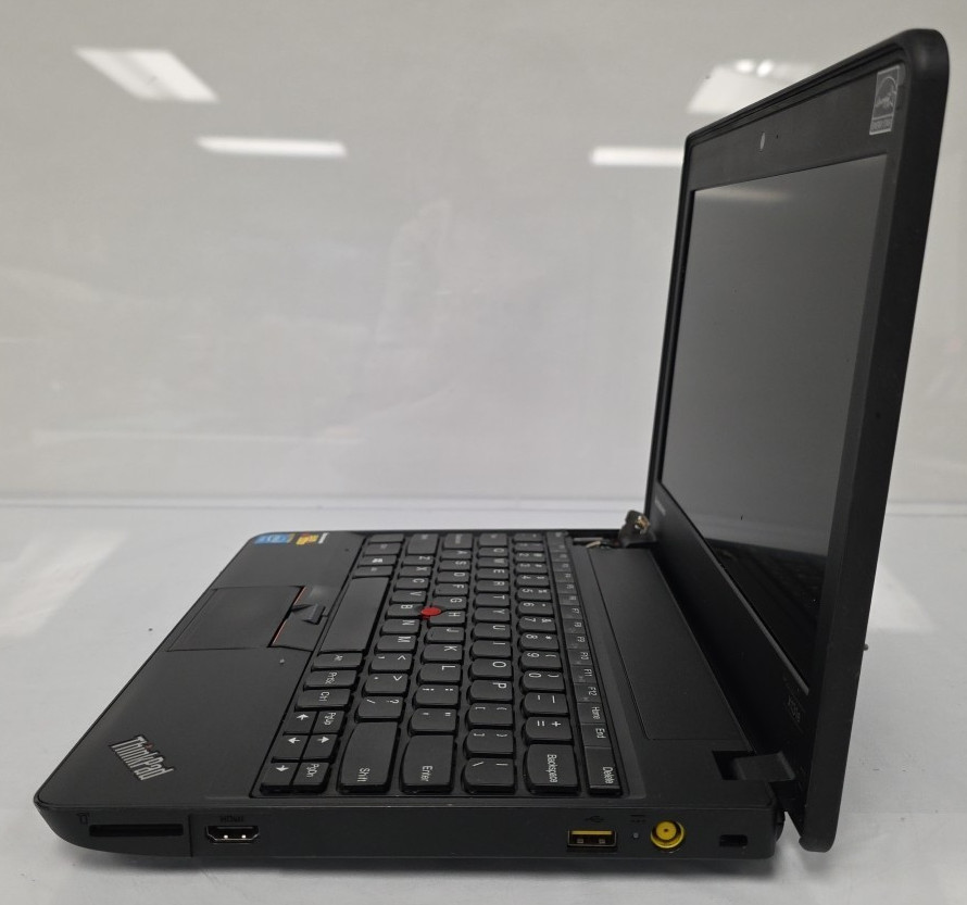 Lenovo thinkpad X131e 4GB RAM| 60GB HDD| Intel Celeron 1007U.