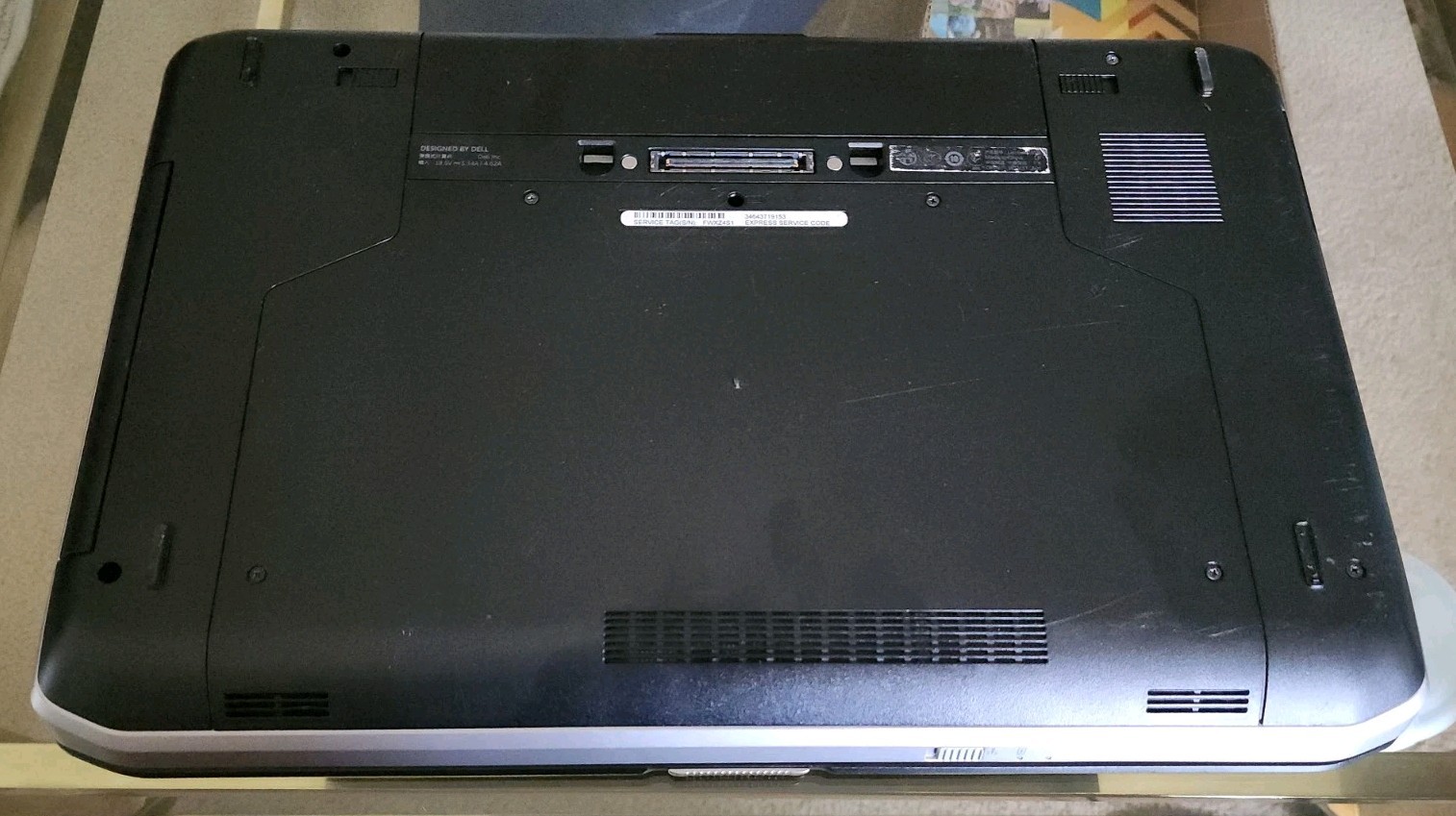 Dell Latitude E5520 i5-2430M 4xCPU@2.4GHz 4GB RAM 320GB HDD (626A7)