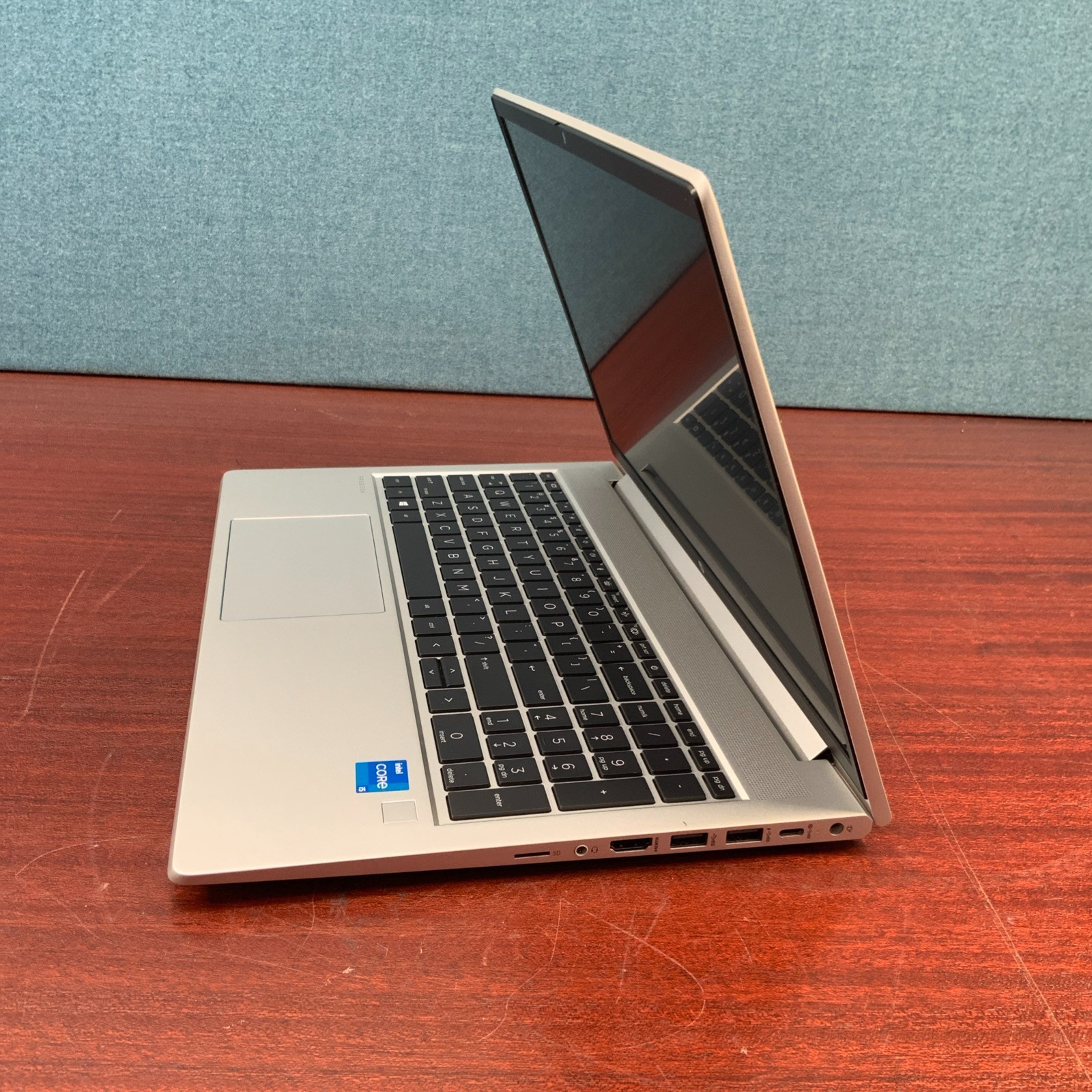 HP ProBook 450 G8 11th Gen Intel i5-1135G7 8GB RAM 256 GB SSD Win 11 Pro