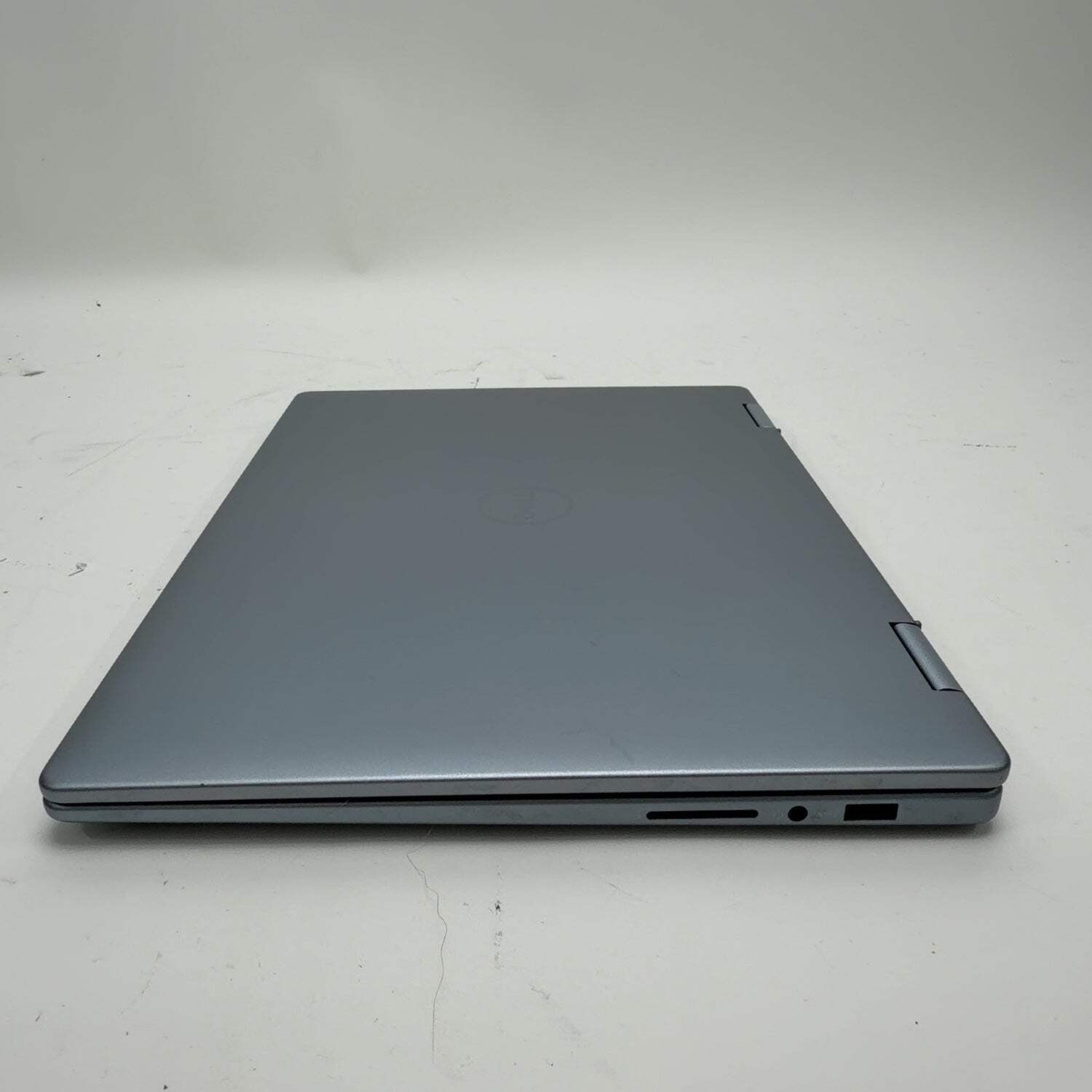 Dell 14 P186G 14″ Core 7 150U 1.8GHz 16GB RAM 1TB SSD