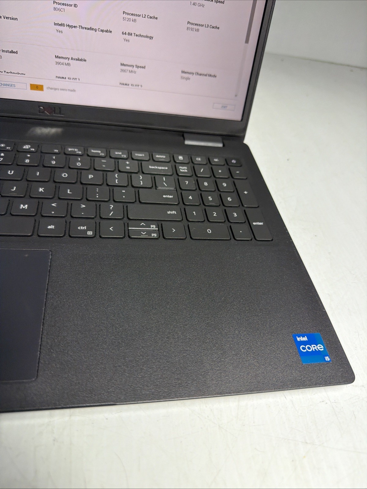 Dell Latitude 3520 15″ Laptop i5-1135G7 4gb Ram No Drives Boots Bios No P/S