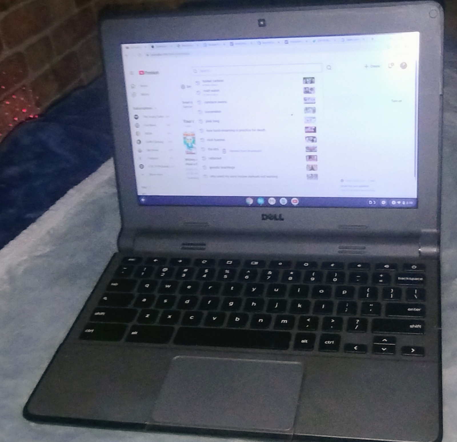 Dell Chromebook 11 (model 3120 or the 3120 2-in-1 variant), released in 2015.