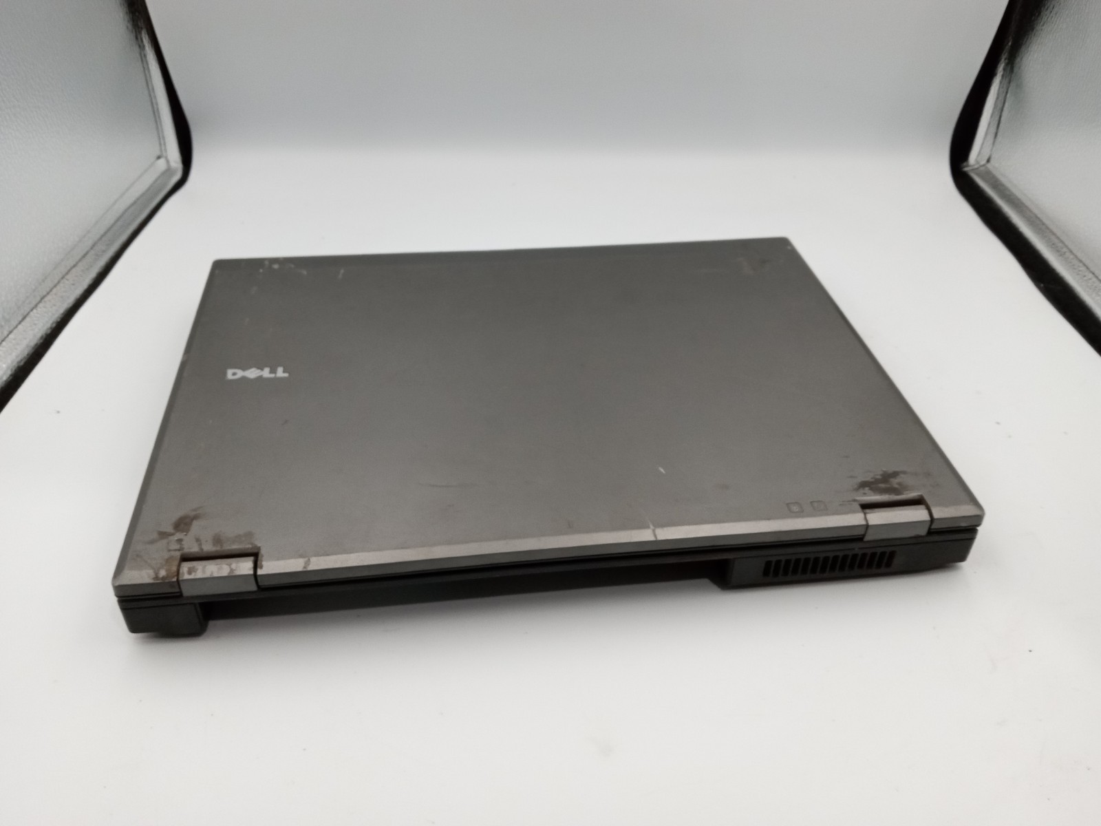 Dell Latitude E5410 14″ Laptop Intel Core i5-520M – DISPLAY ISSUES – READ -RR