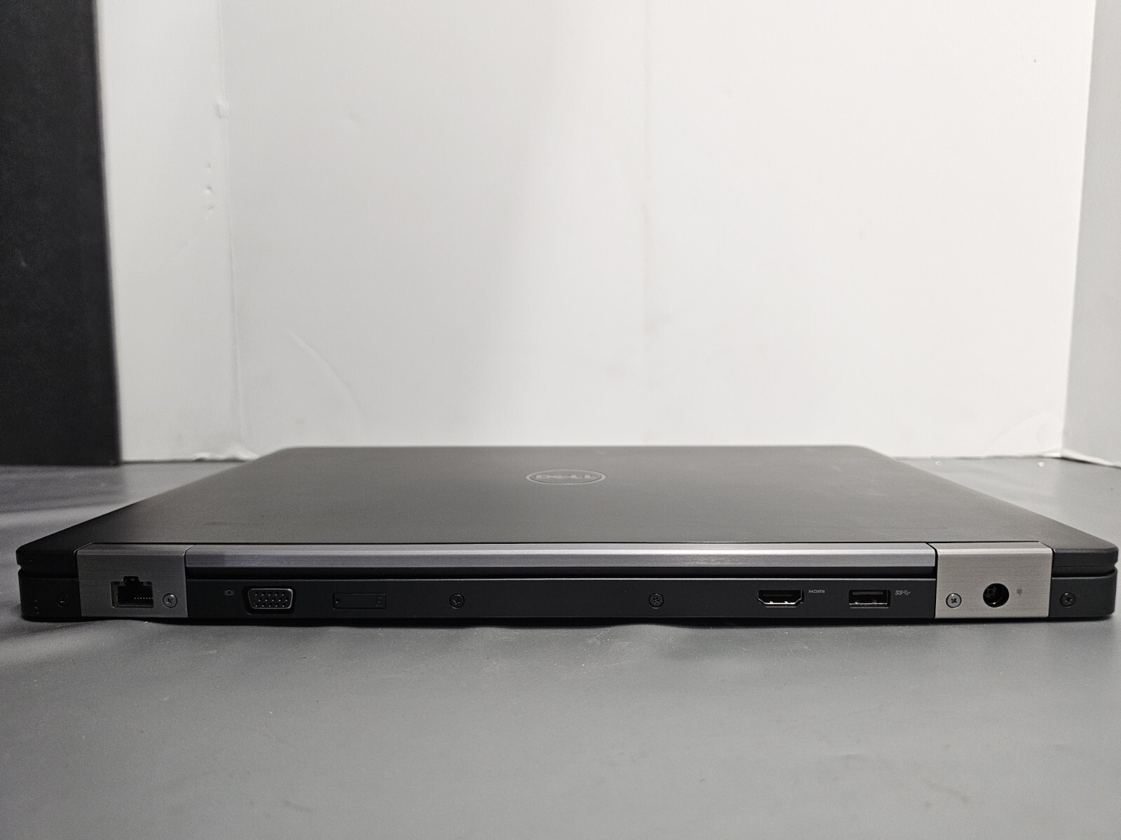 DELL LATITUDE E5570 15.6″ CORE i3-6100U@2.30GHz 8GB RAM 500GB Win 11