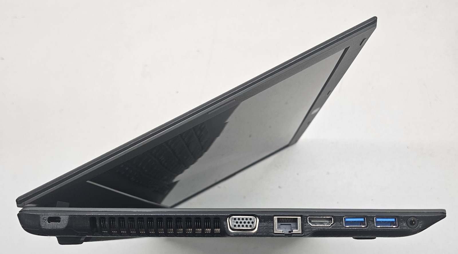 Acer Aspire E5-573-35JA 15.6″ Laptop Intel Core i3-5005U 4GB RAM NO HD/OS (FL)