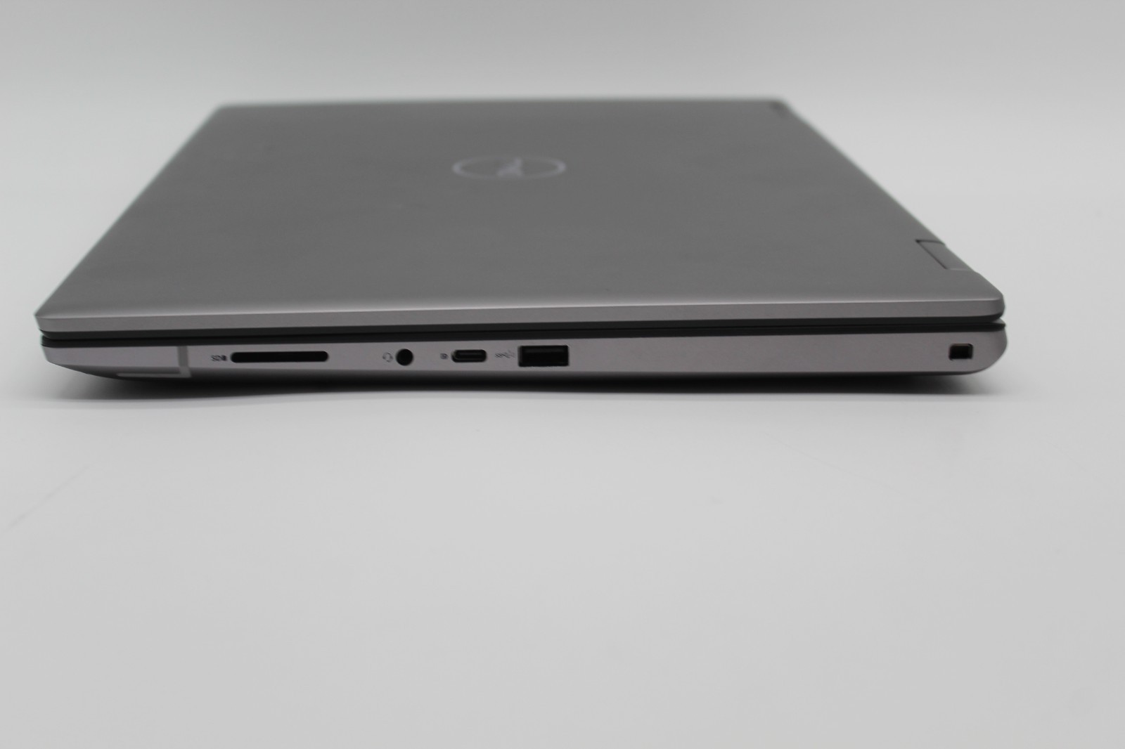 Dell Precision 7670 | i7-12850HX | RTX A2000 8GB | 64GB RAM | 512GB SSD