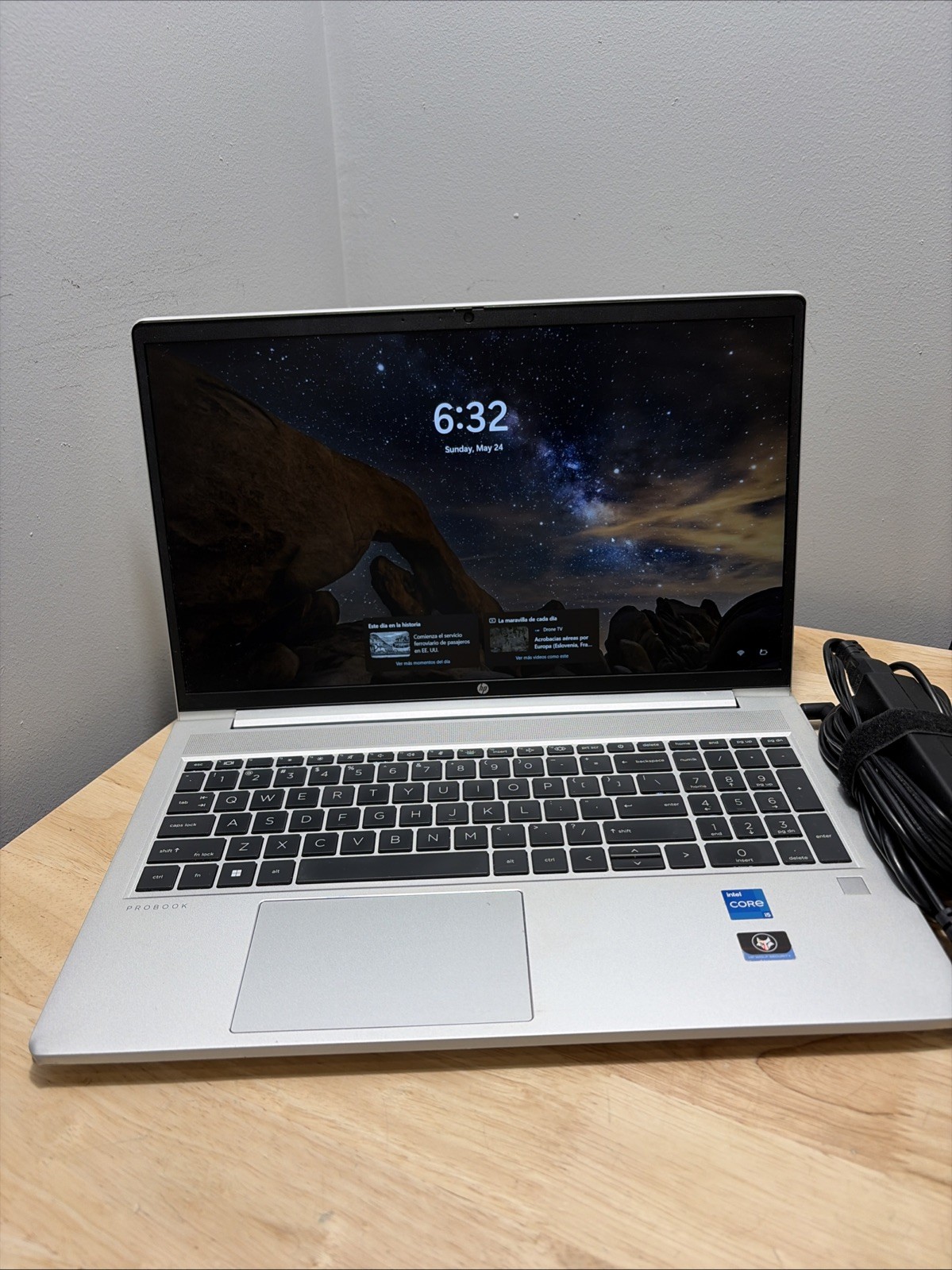 HP ProBook 450 G9 15′ CORE I5-1235U 1300 MHZ 16GB, 256GB WCAM WIFI WIN11 CORD