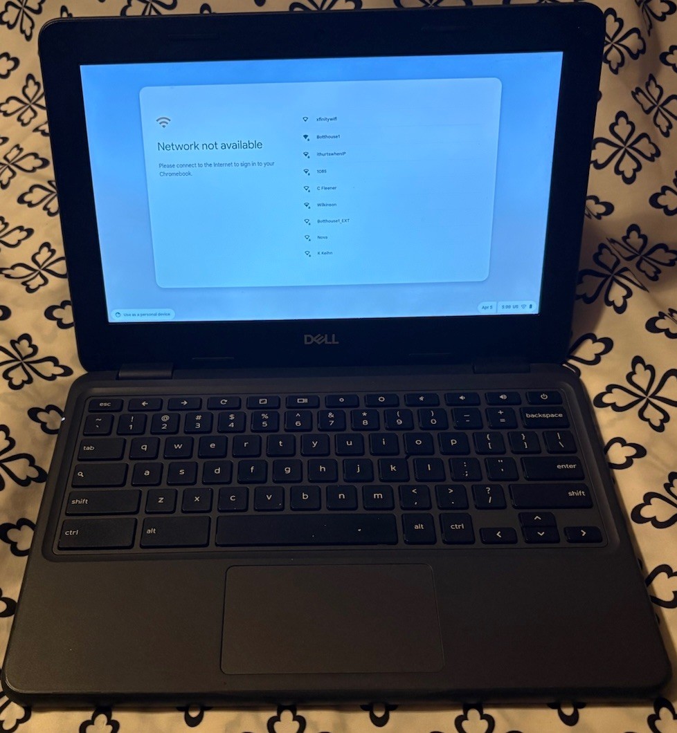 Dell 3100 Chromebook Laptop 11.6″ Touch Intel Celeron, 4GB RAM, 16GB SSD/Charger