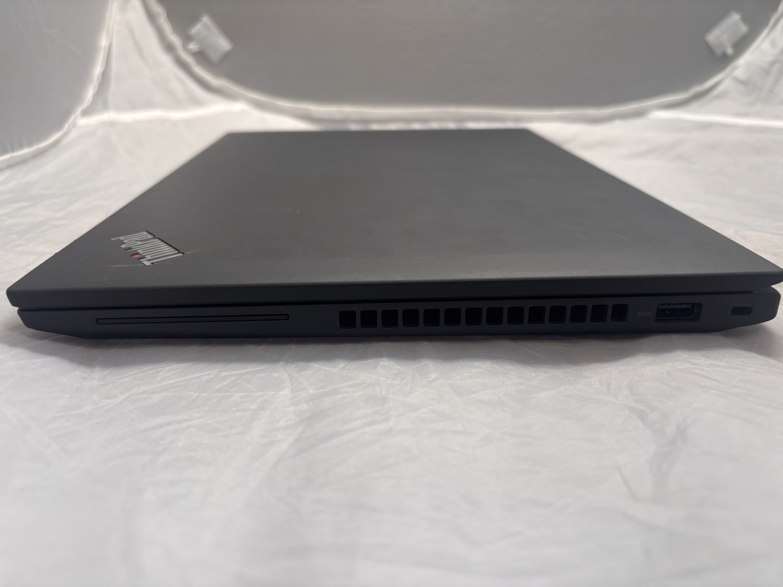 Lenovo ThinkPad T14s Gen 3 14″ WUXGA Intel Core i7-1270P 16GB 256GB LTE