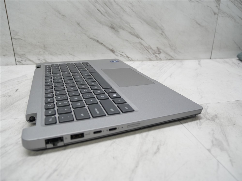 DELL LATITUDE 5440 14″ Laptop i5-1335U 13gen NO SCREEN w/ Excellent BATTERY!