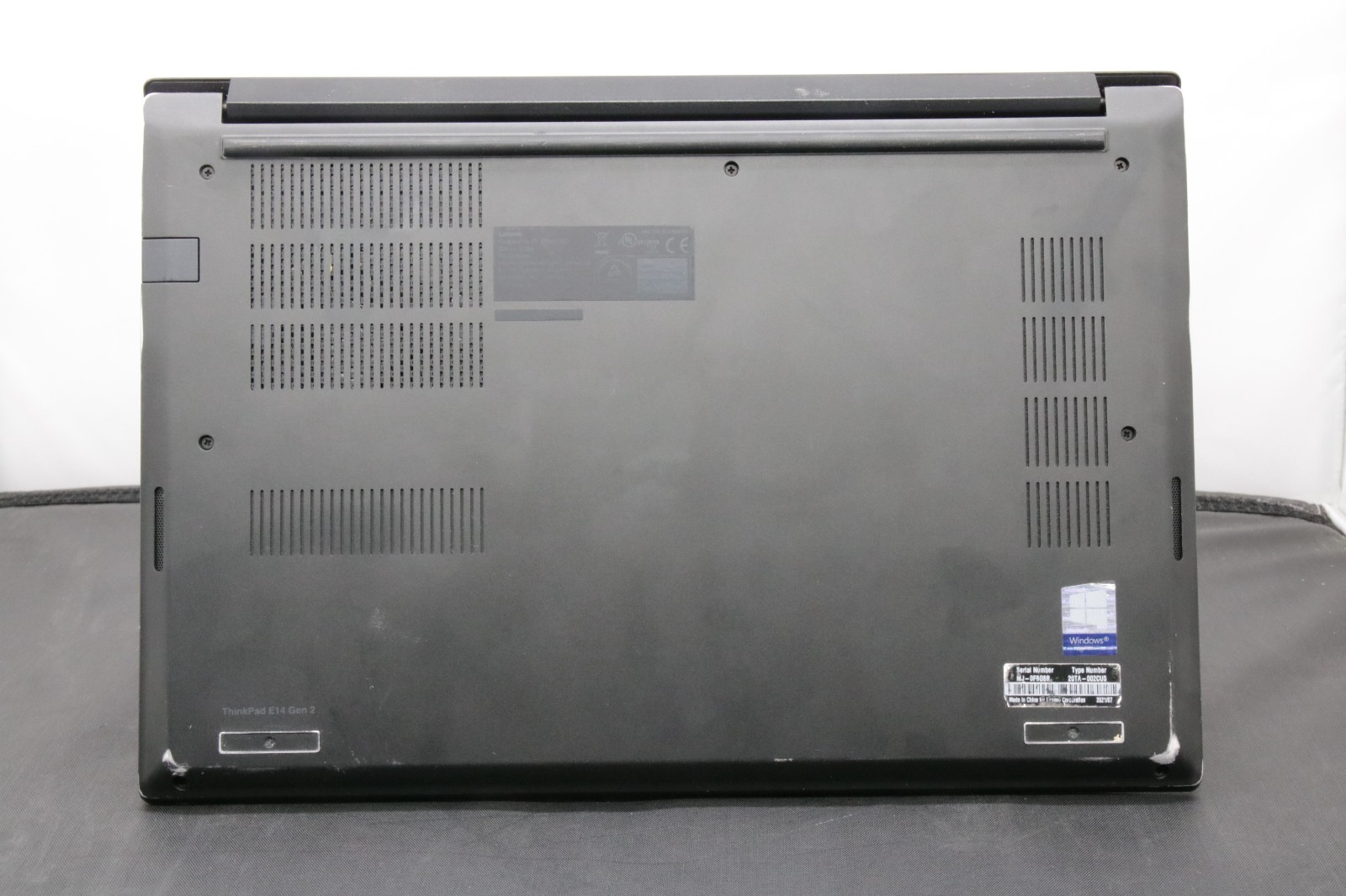 Lenovo ThinkPad E14 Gen 2 – i5-1135G7 – 256GB, 8GB, Windows 11 – Bad Battery/Key