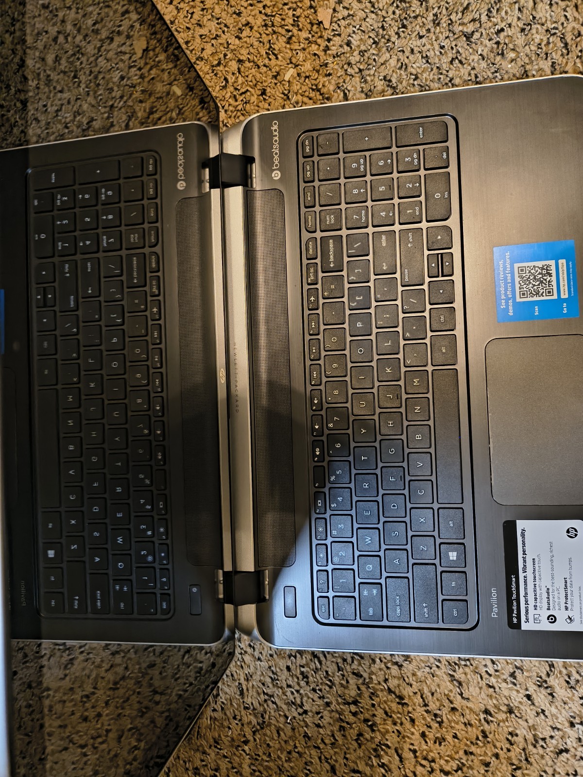 HP PAVILION TOUCHSCREEN AMD A10 5745M 4GB 300GB Windows 10 Beats audio