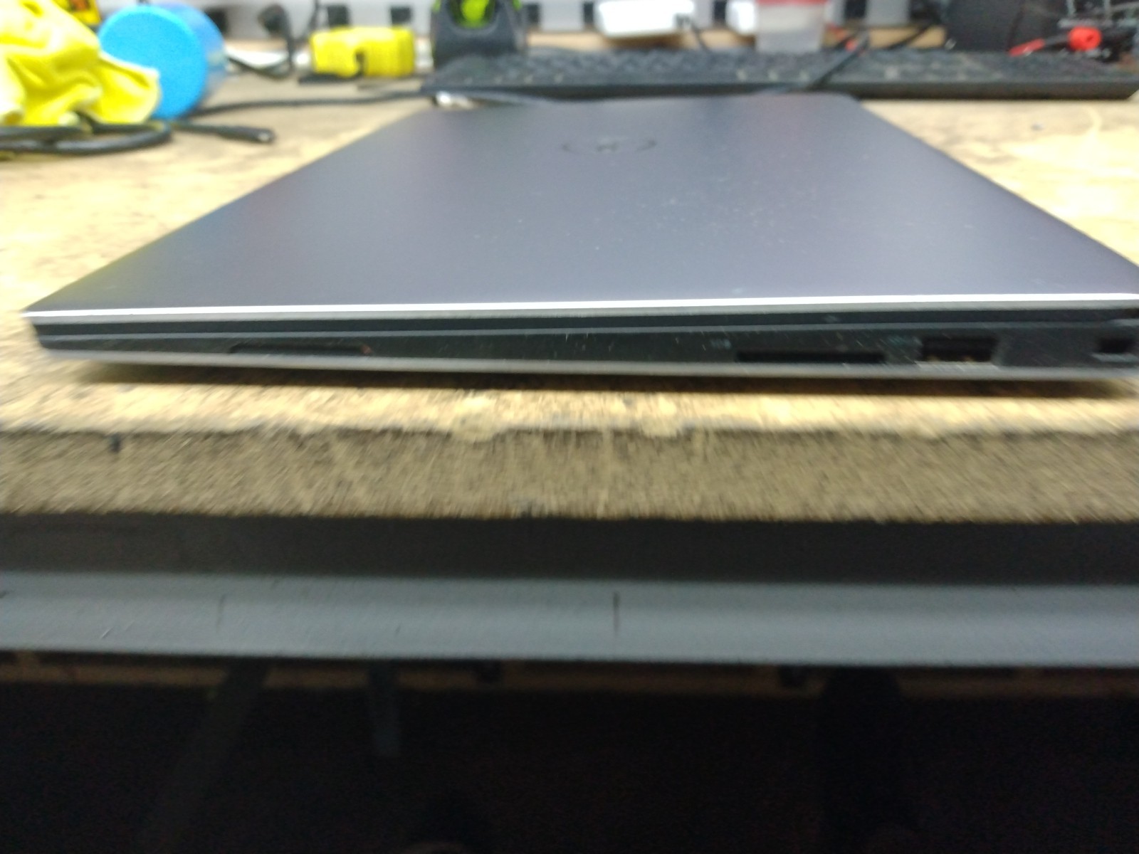 Dell XPS 13 9350 QHD 13.3″ 16 GB I7-6560U 256 GB/NO OS