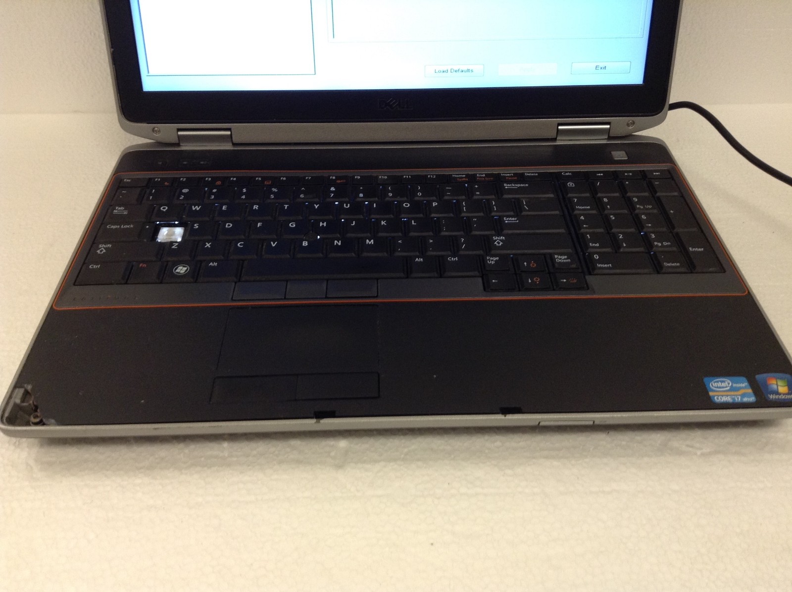 Dell Latitude E6520 Laptop i7-2720QM 2.2GHz 8GB 15.6″ NO HD, For Parts FREE SHIP