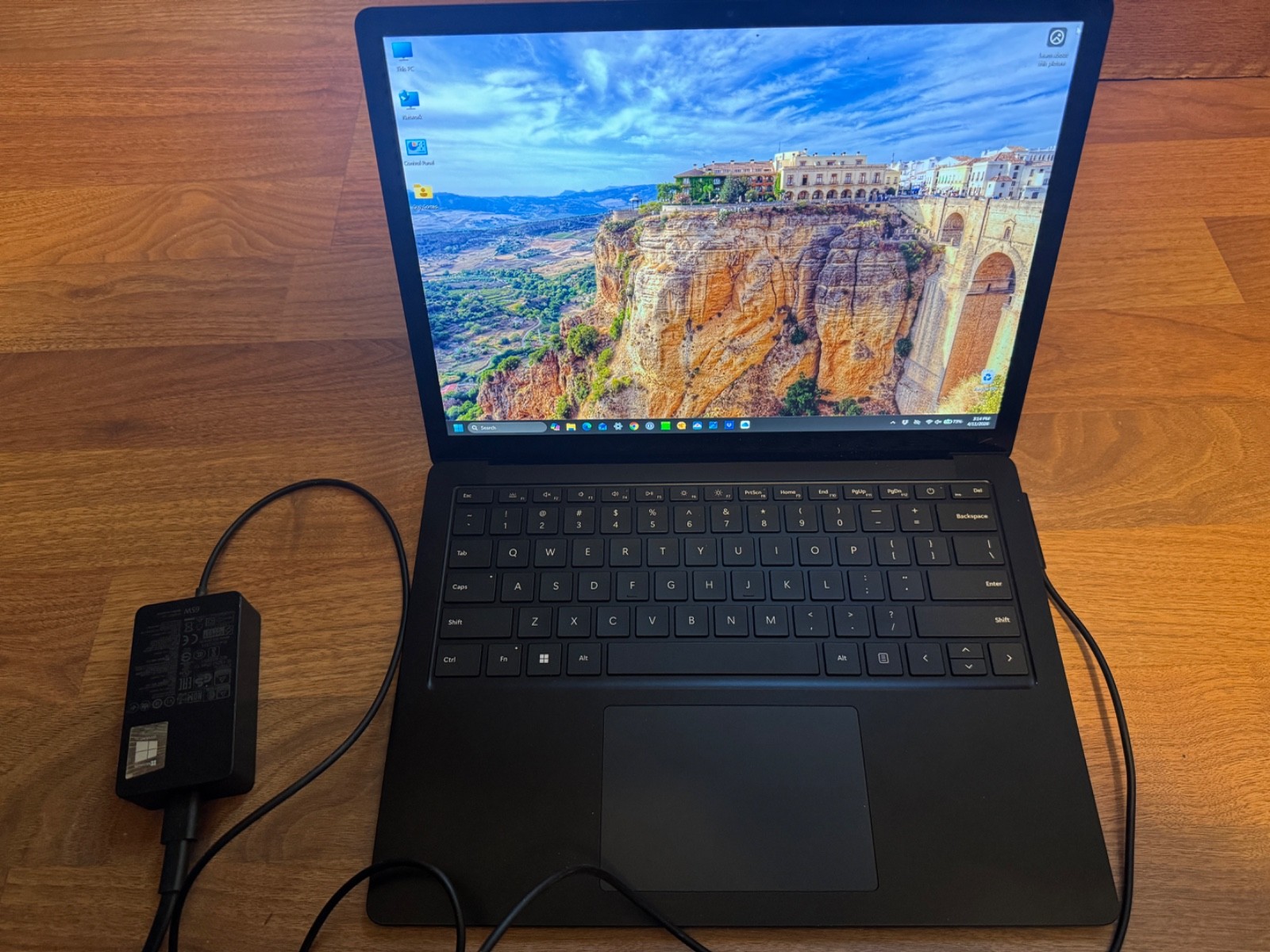 Microsoft 1951 Surface Laptop 5 i7-1265U/16GB RAM/256GB NVMe Win 11 Pro