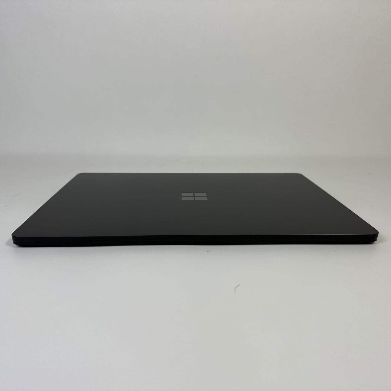 Microsoft Surface Laptop 5 1951 13.5″ i5-1235U 1.3GHz 8GB RAM 512GB SSD