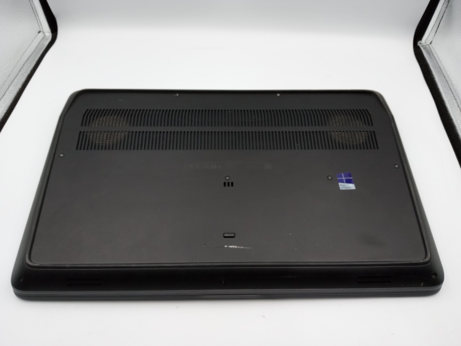 HP ZBook 17 G3 Laptop Intel i5-6440HQ 4GB RAM 128GB SSD Win11 – NO BATTERY -RR