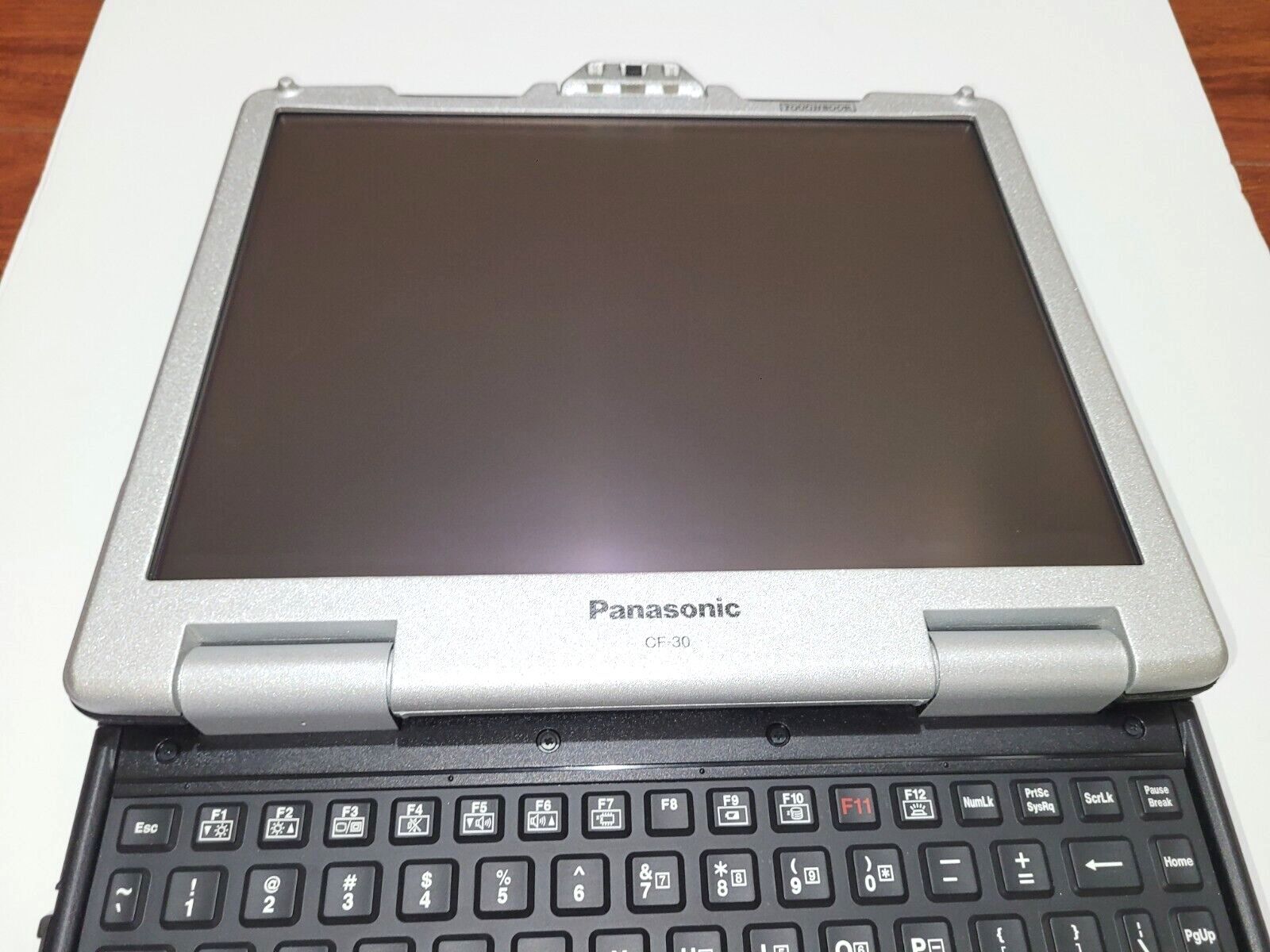 PANASONIC CF-30 L7500 2 DUO 1.6GHZ/NEW 1TB / NEW 4GB/ NEW BAT/ 0 HOUR/ ZERO HOUR