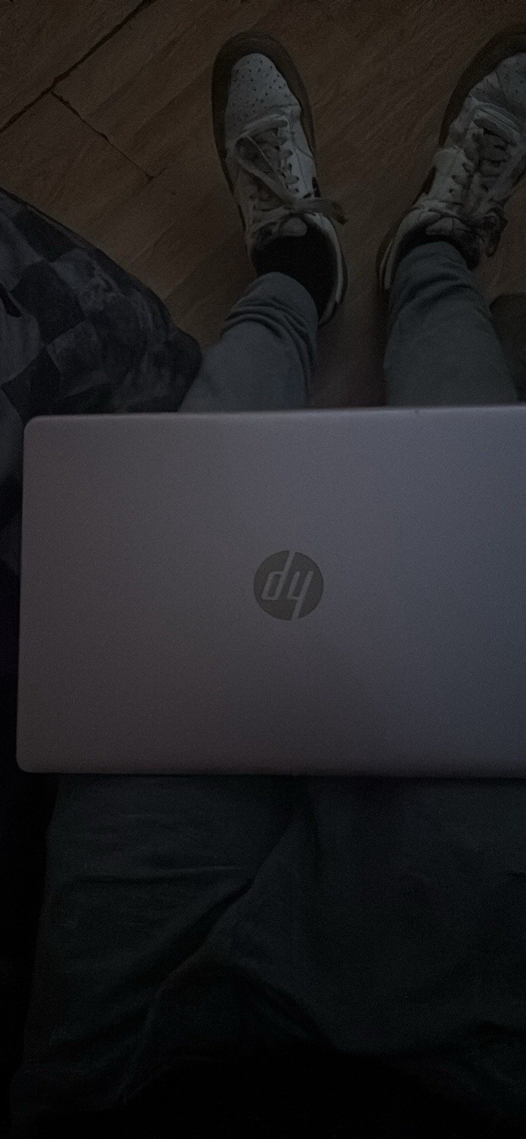 (HP Stream Laptop) / Model 14-cb172wm. Charger Included