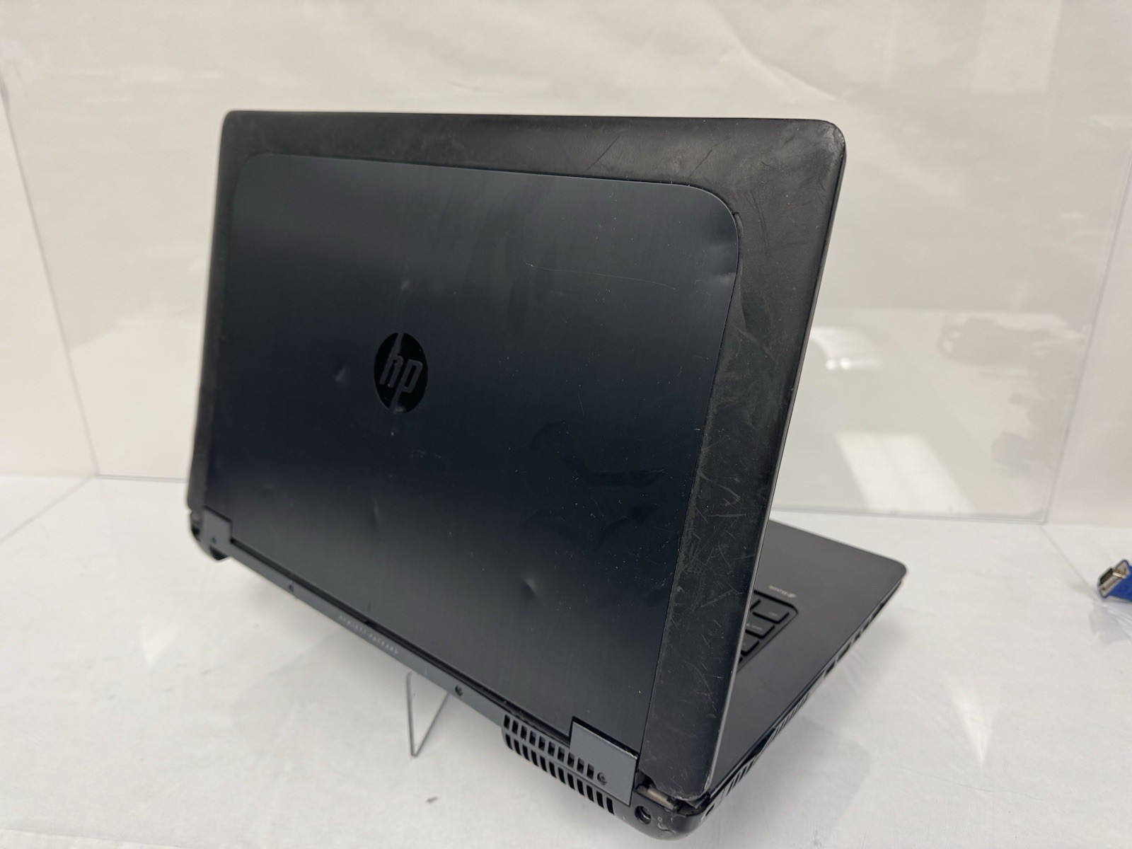 HP ZBook 17 Workstation Intel i7-4800MQ @ 2.70 GHz 8GB Ram No HDD #1