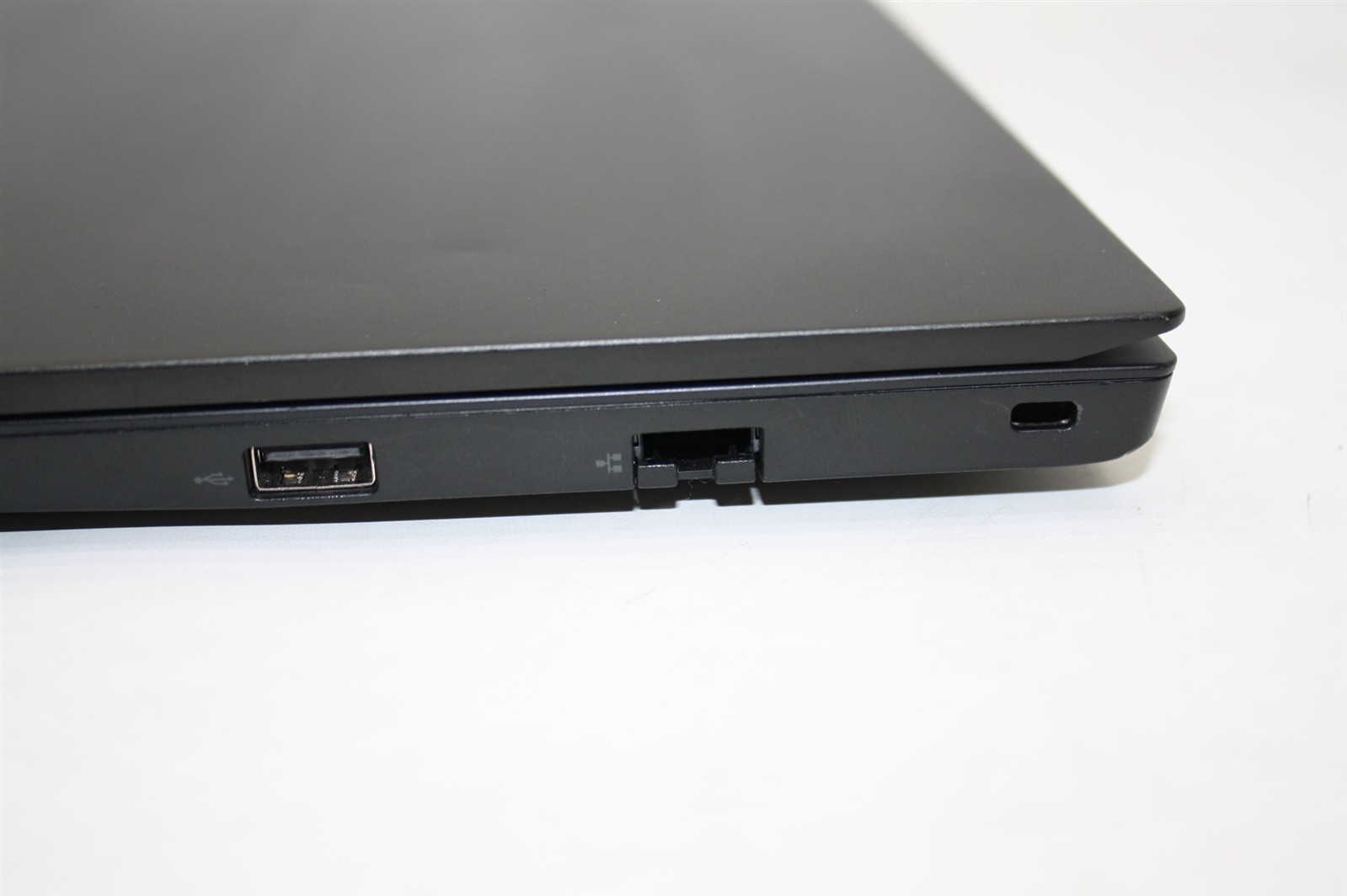 15.6″Lenovo ThinkPad E15 Gen 2 i5-1135G7 2.40GHz RAM 8GB NVMe 256GB/Missing Key