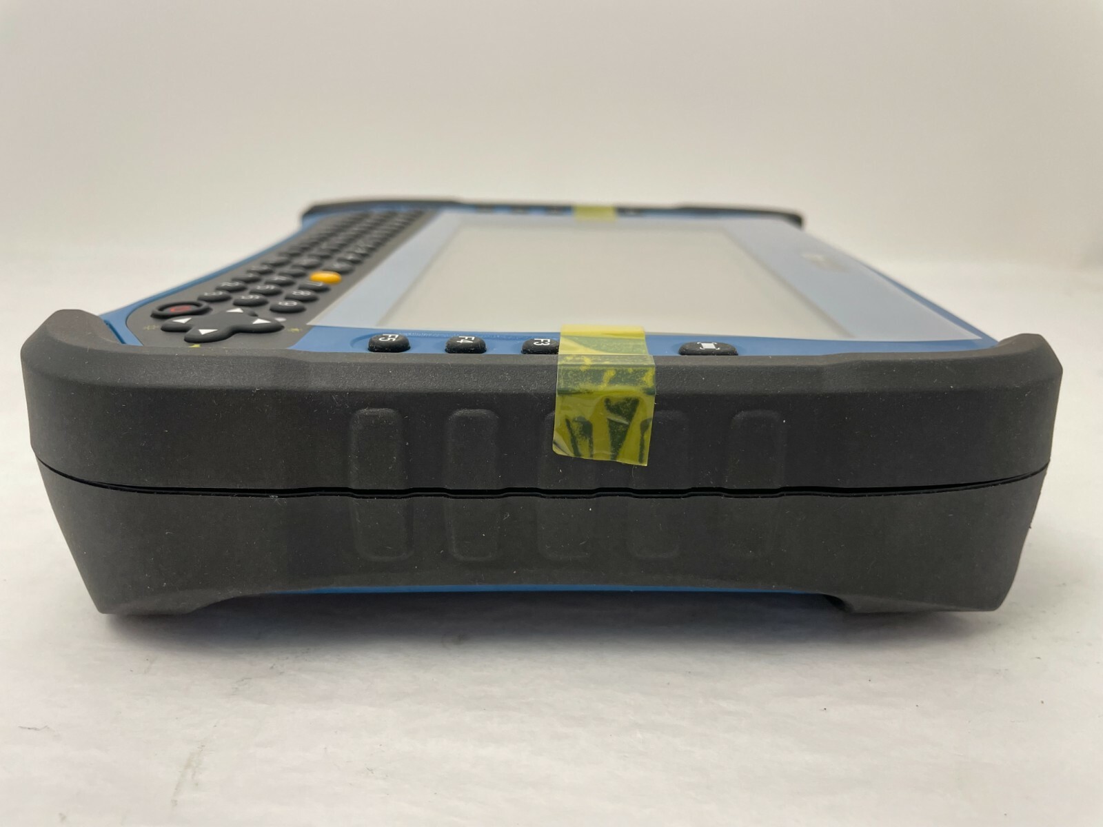 DAP Technologies M9020D0B1C3A1B0 Tablet M9020 PC WM7 Pro BT LTE GPS WiFi Scanner