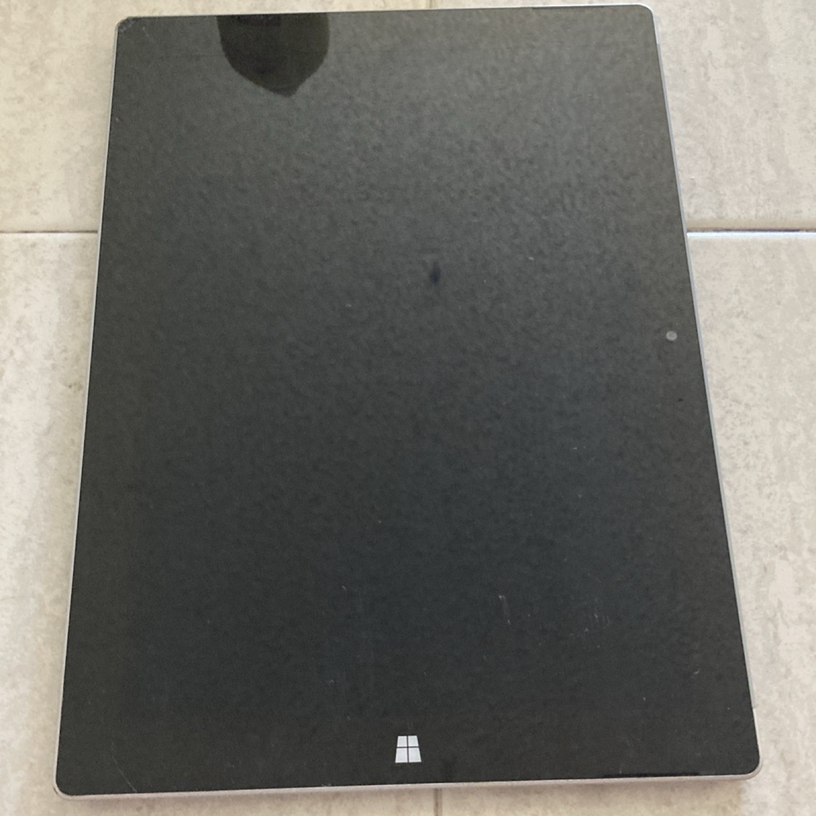 Microsoft Tablet 64GB AT&T Silver Wi-Fi USB no accessory’s