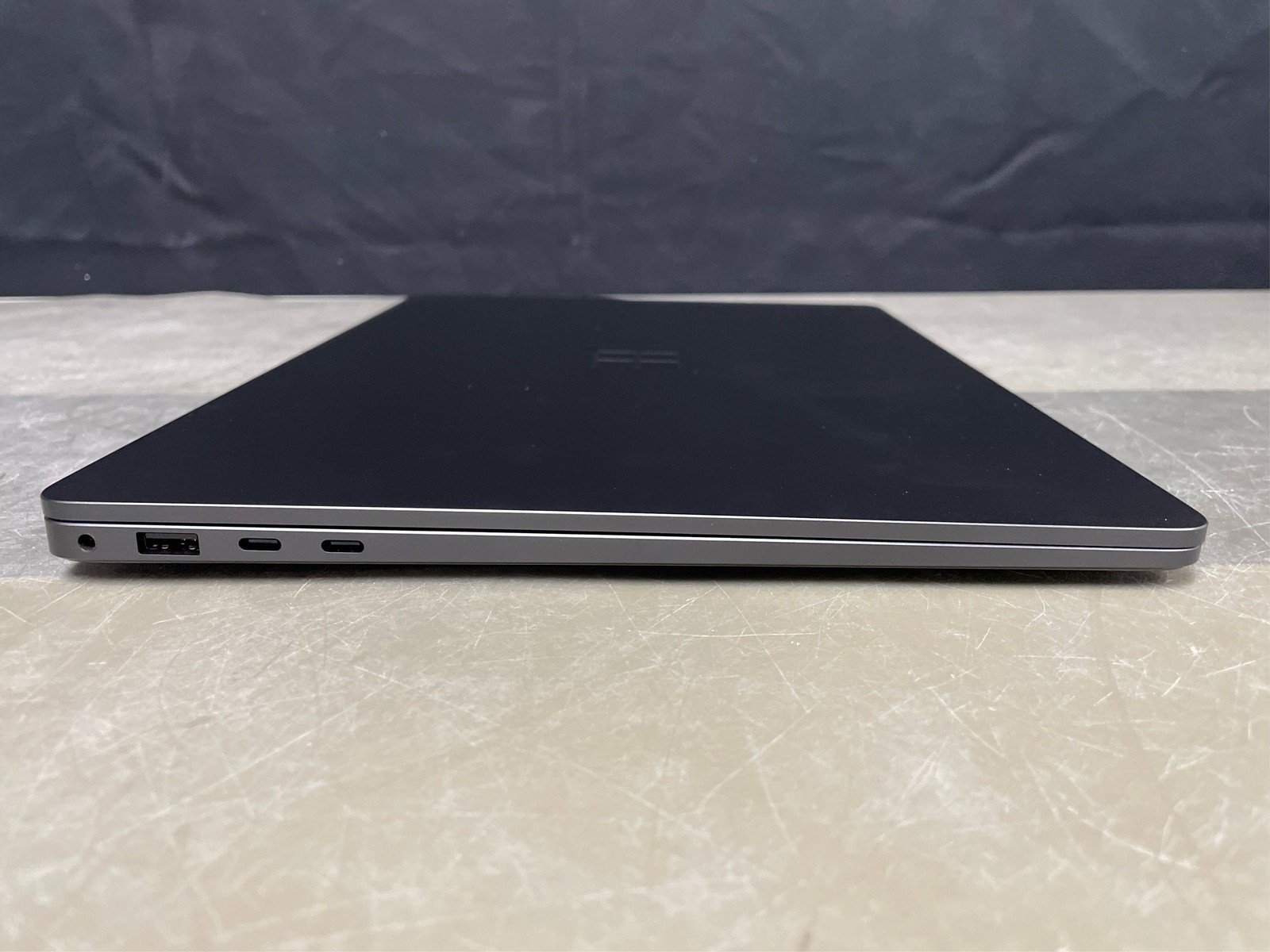 Microsoft Surface Laptop Copilot+ PC 15″ FHD LED Touchscreen Snapdragon X Elit 1